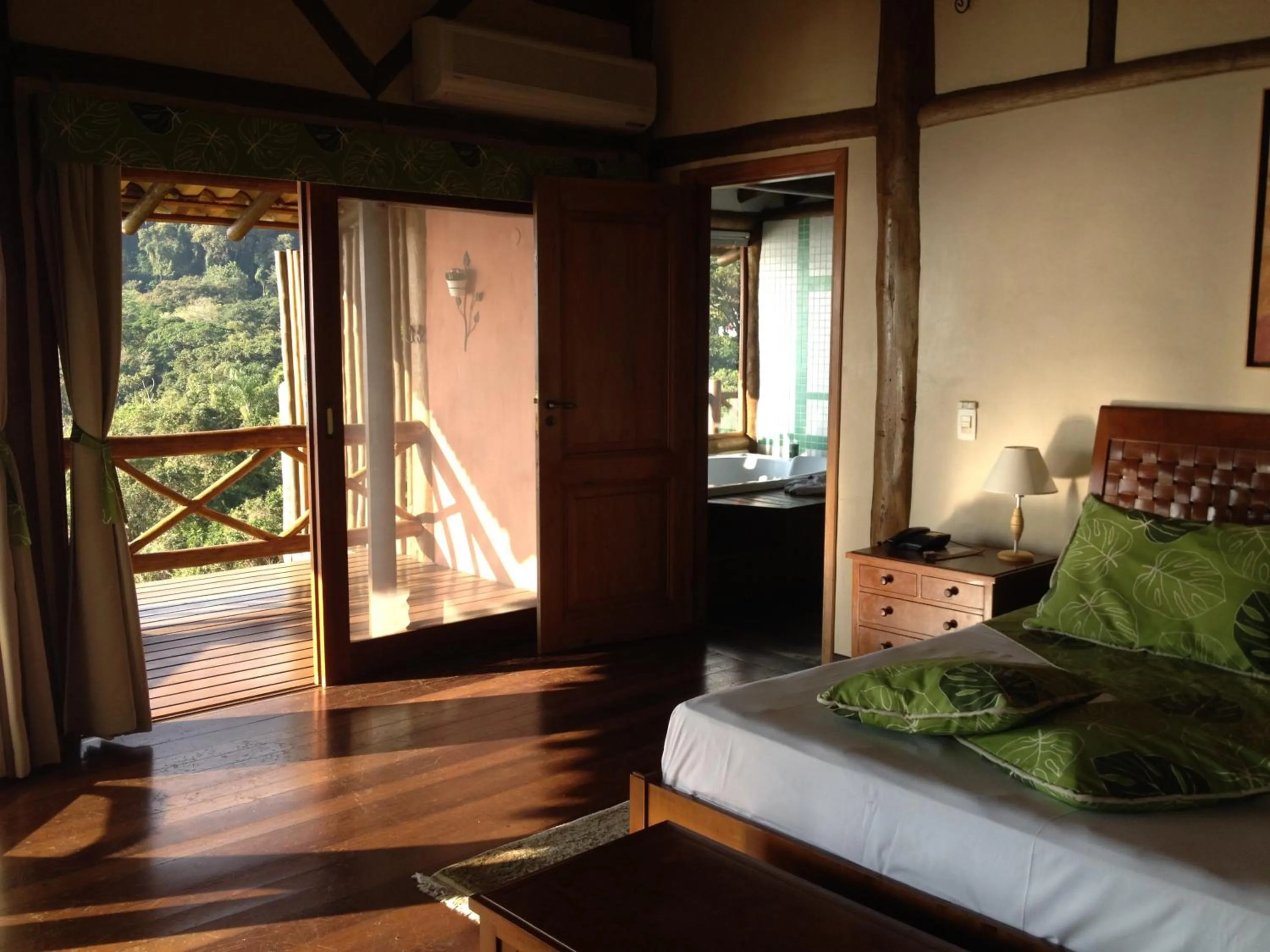 Bed in Pousada Singuitta - Ilhabela