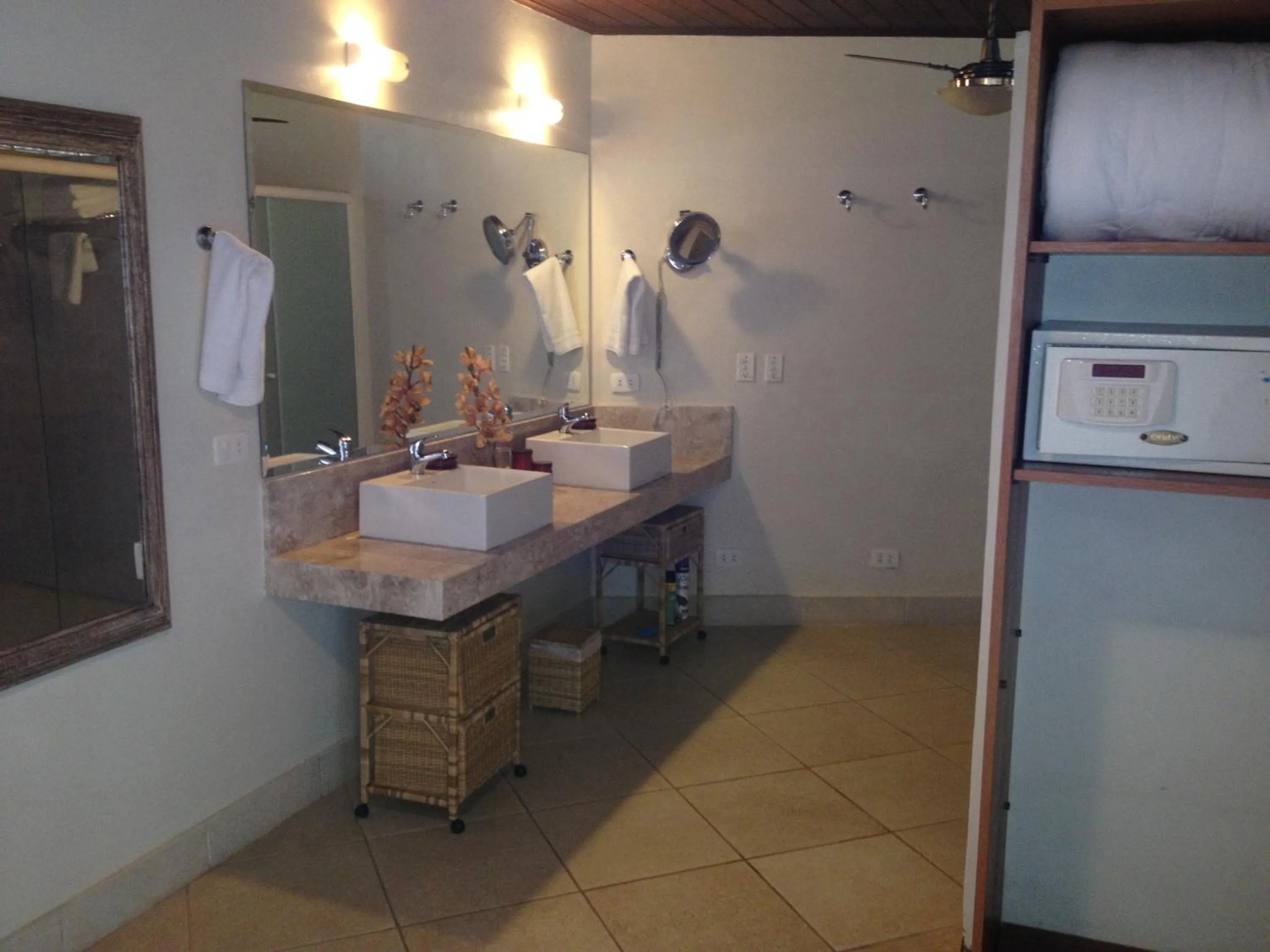 Bathroom in Pousada Singuitta - Ilhabela