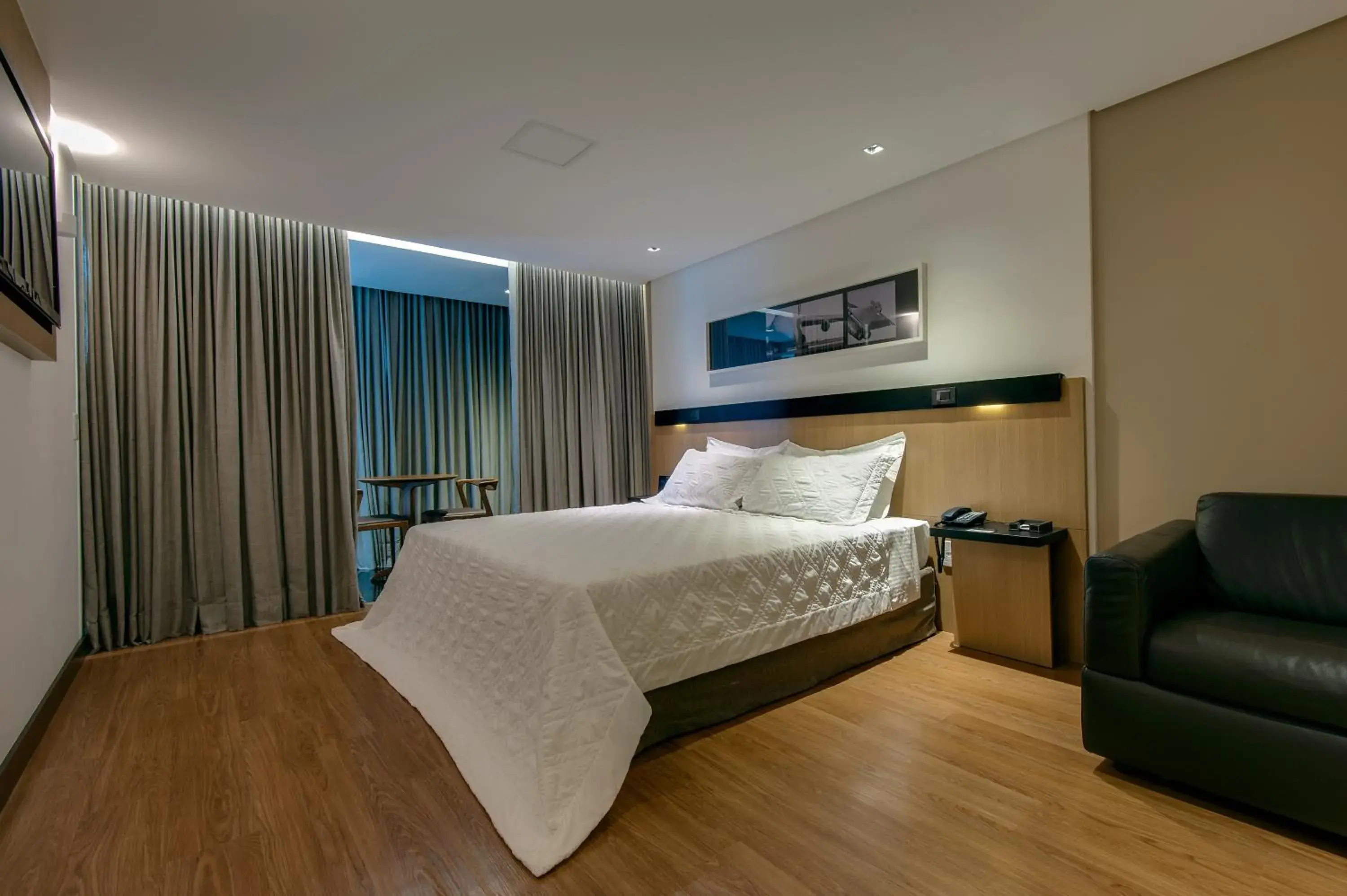 Bed in Denali Hotel Bed in Denali Hotel