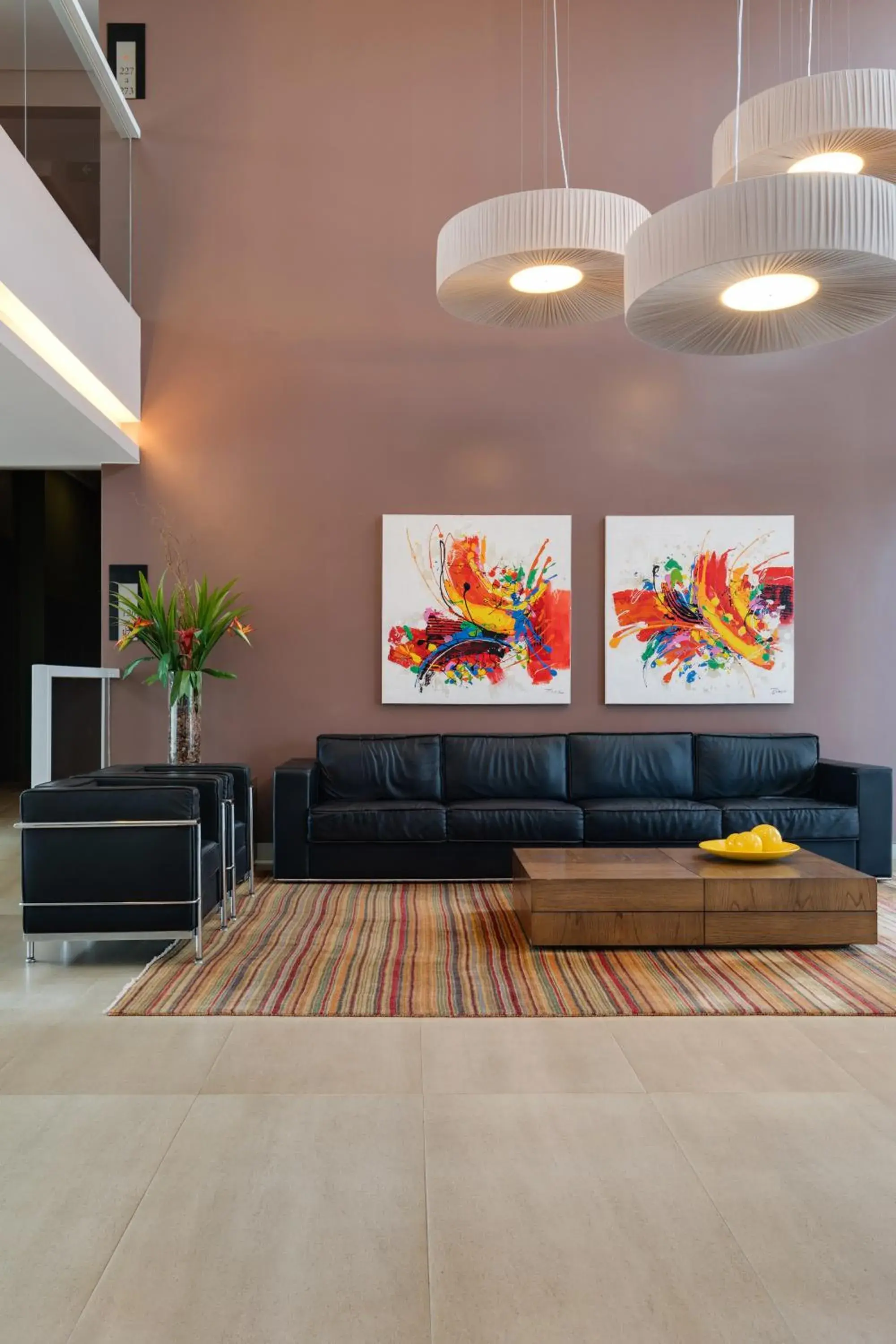 Living room in Denali Hotel Living room in Denali Hotel