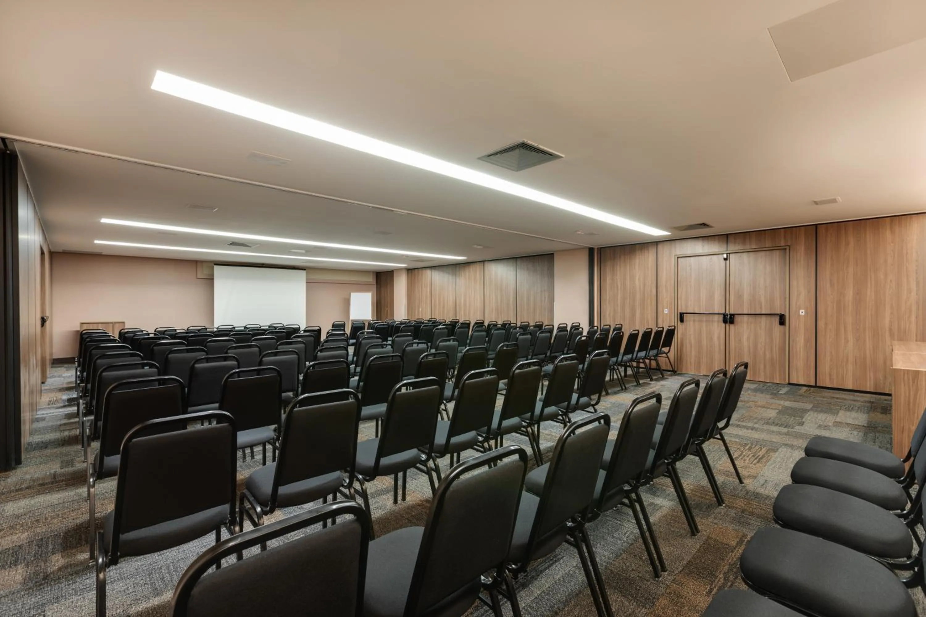 Meeting/conference room in Denali Hotel