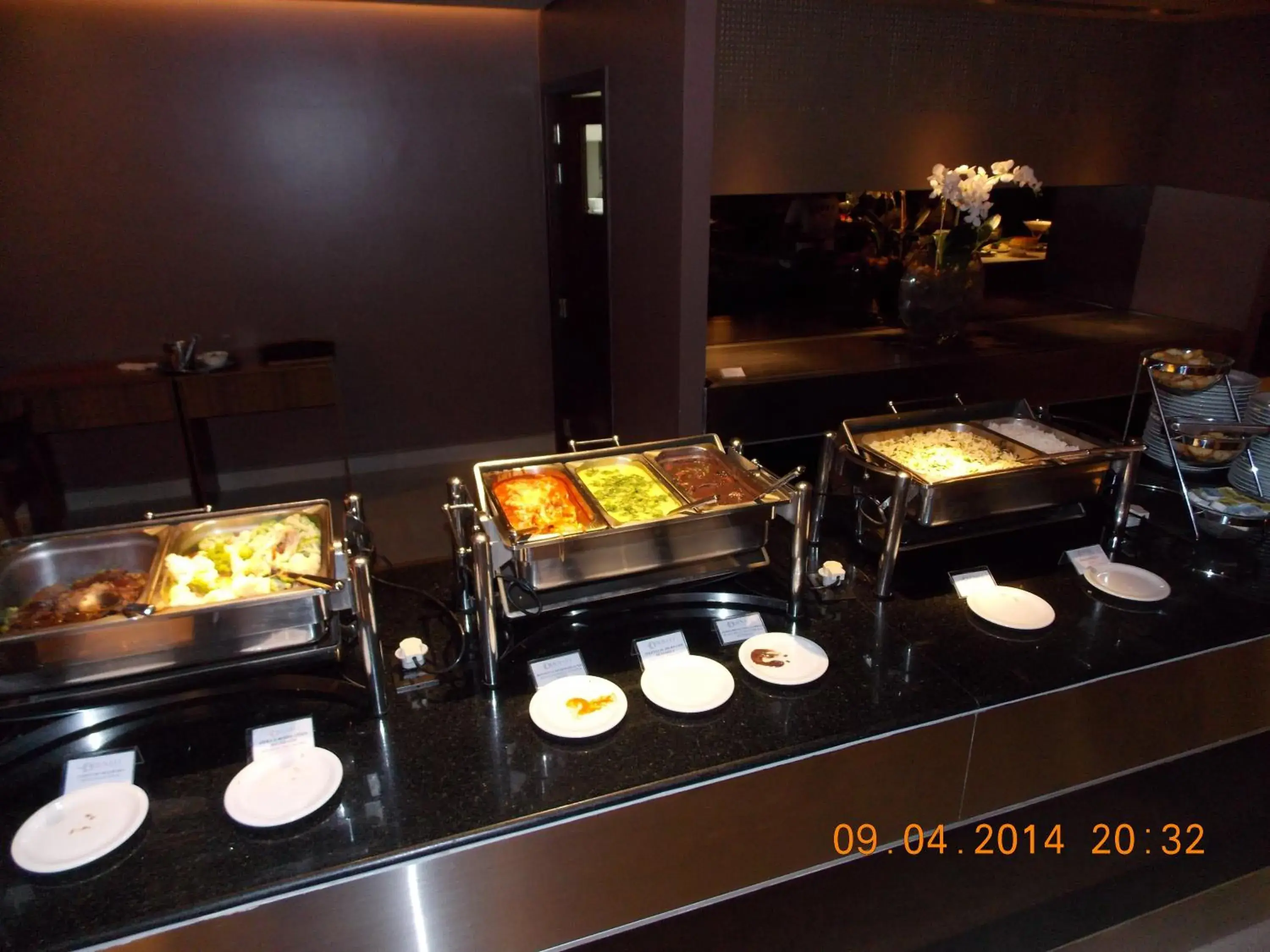 Food and drinks in Denali Hotel Food and drinks in Denali Hotel