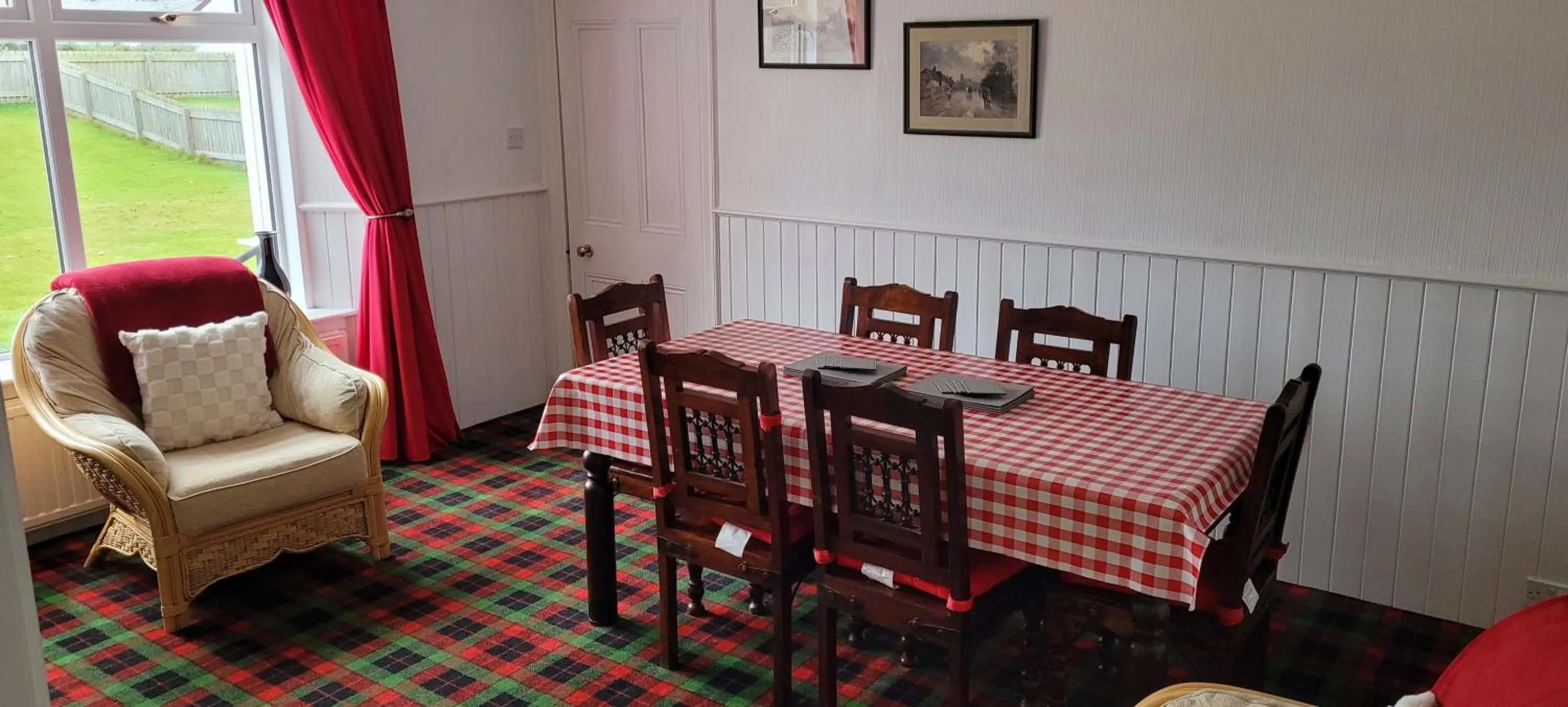 The Mouries Holiday Cottage