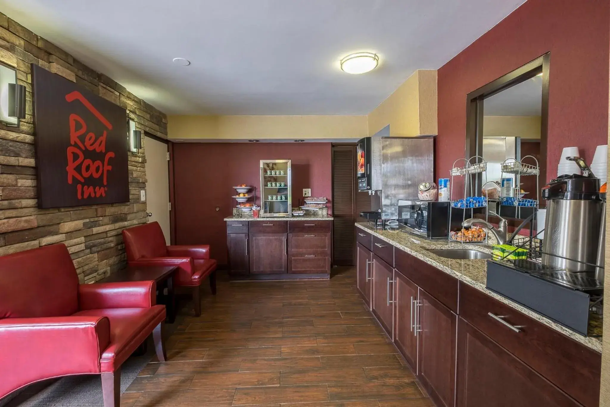 Breakfast in Red Roof Inn Rock Hill Breakfast in Red Roof Inn Rock Hill