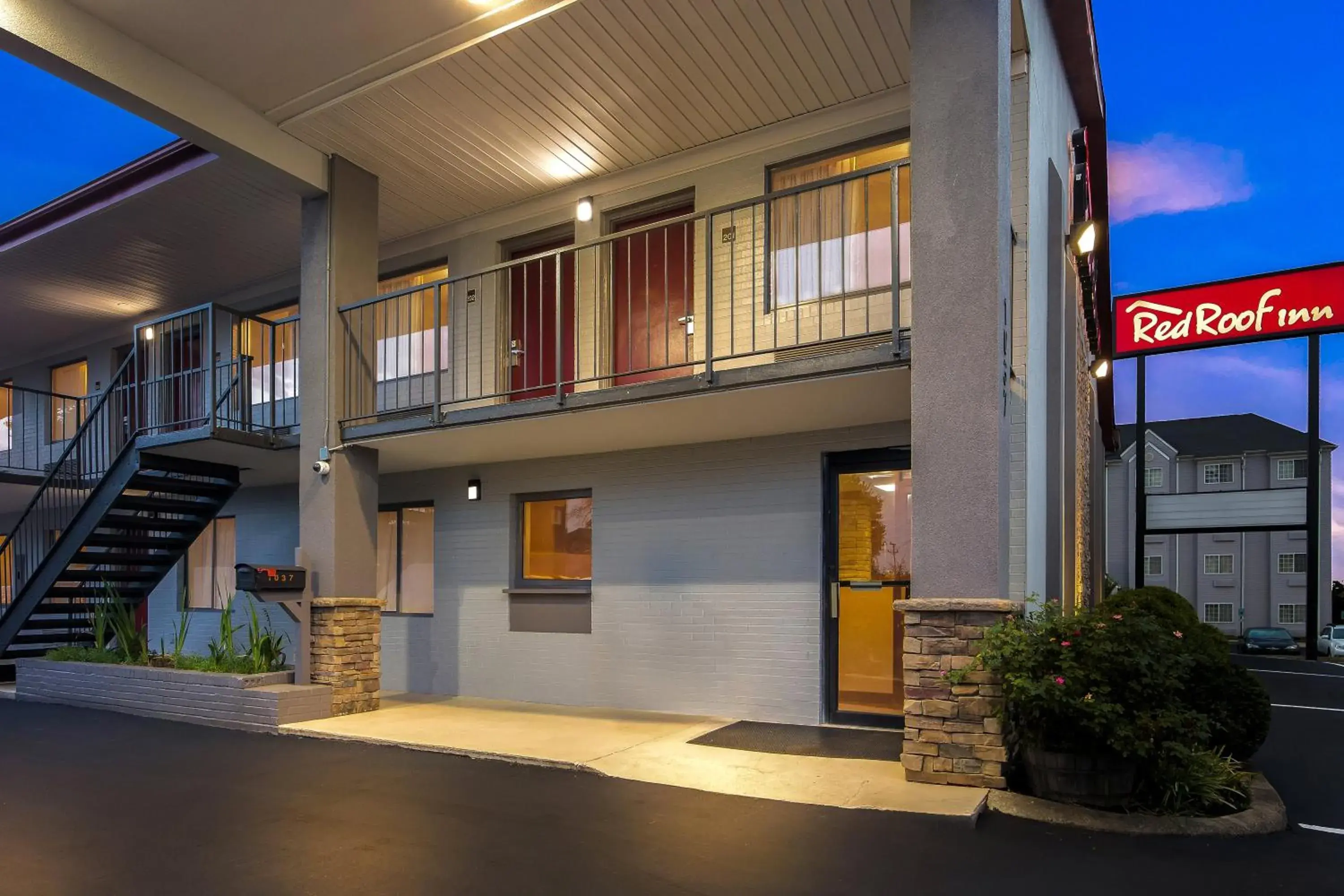 Property building in Red Roof Inn Rock Hill Property building in Red Roof Inn Rock Hill