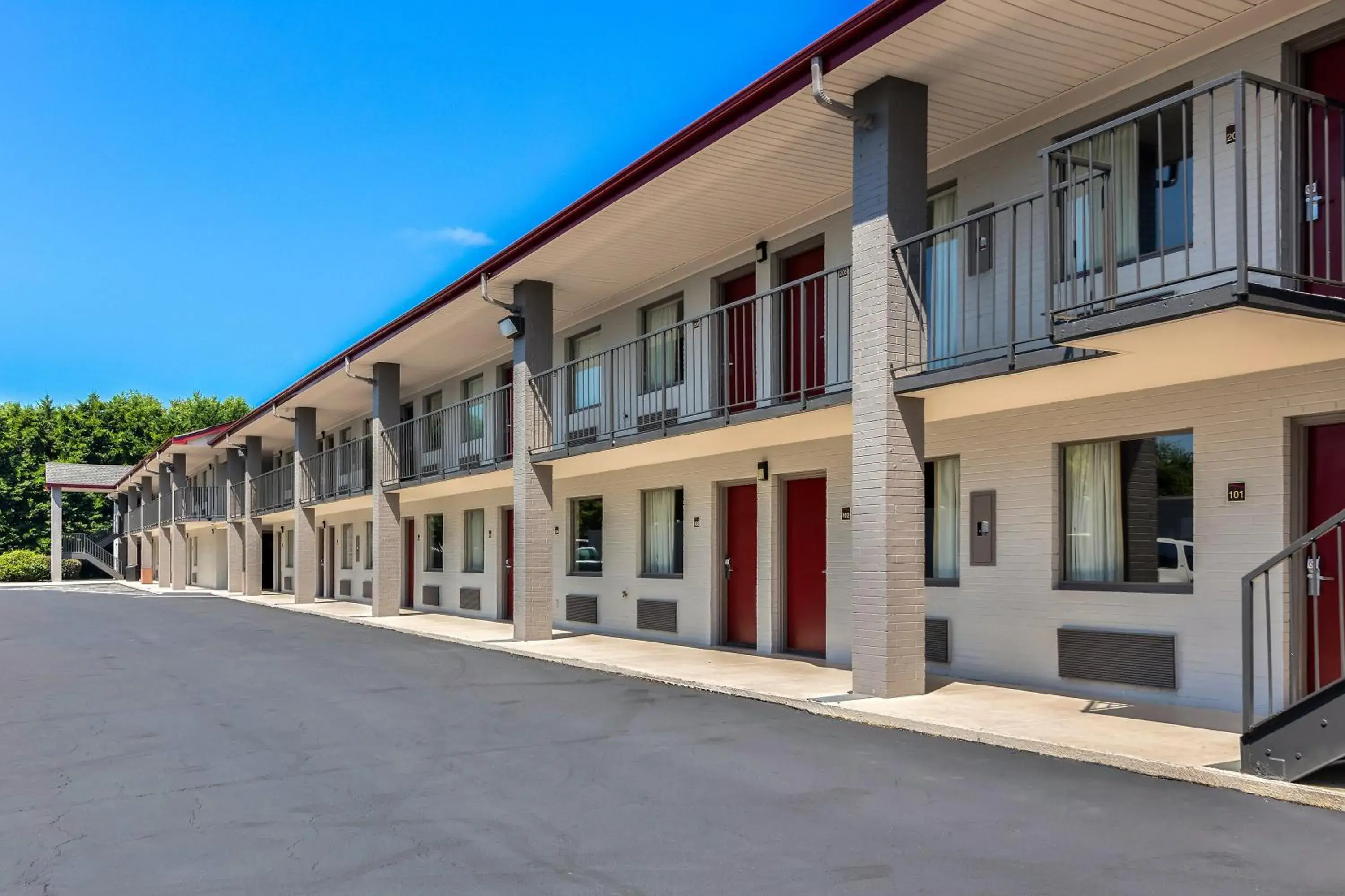 Property building in Red Roof Inn Rock Hill Property building in Red Roof Inn Rock Hill