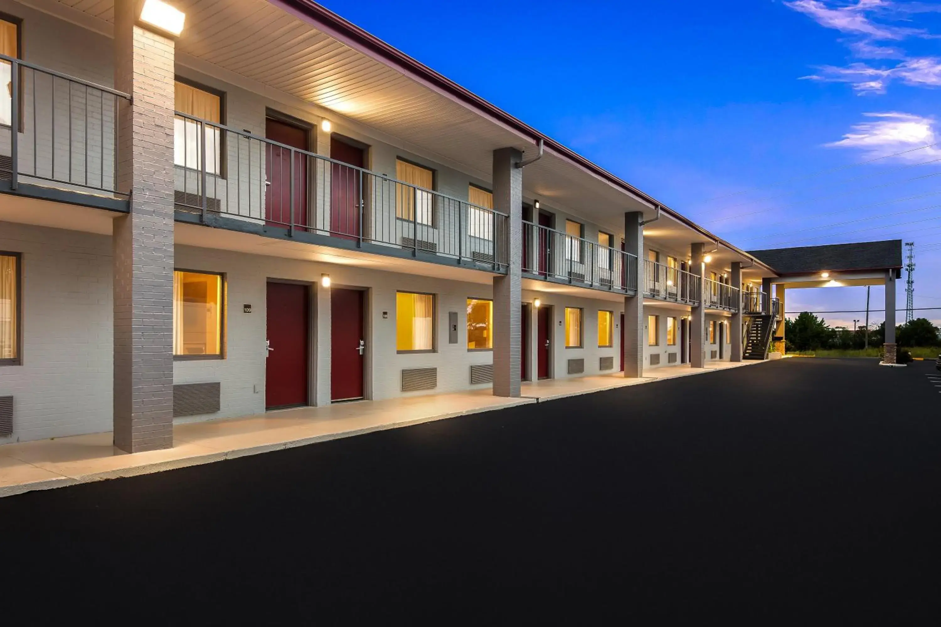 Property building in Red Roof Inn Rock Hill Property building in Red Roof Inn Rock Hill