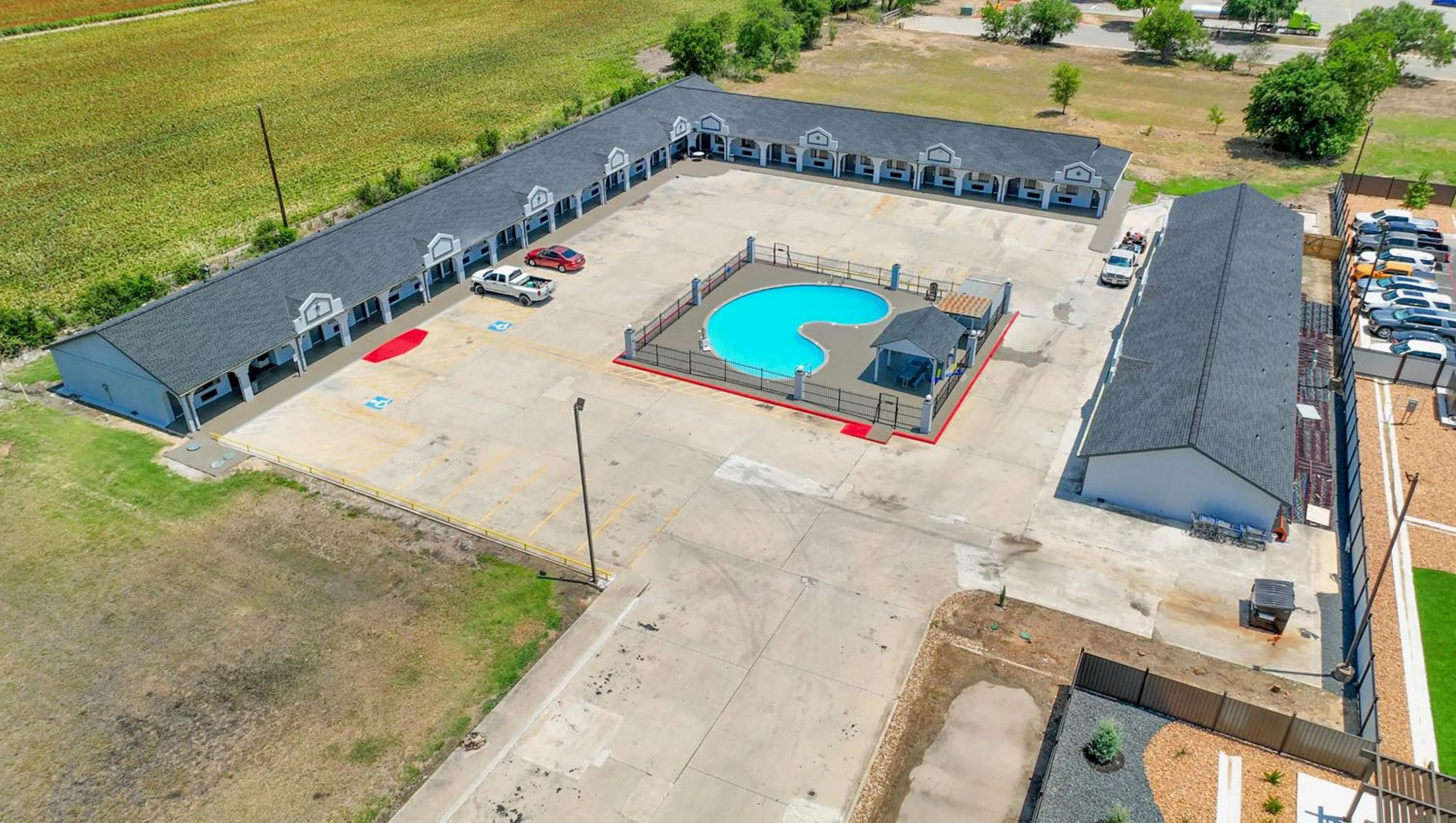Bird's eye view in Executive Inn Hondo