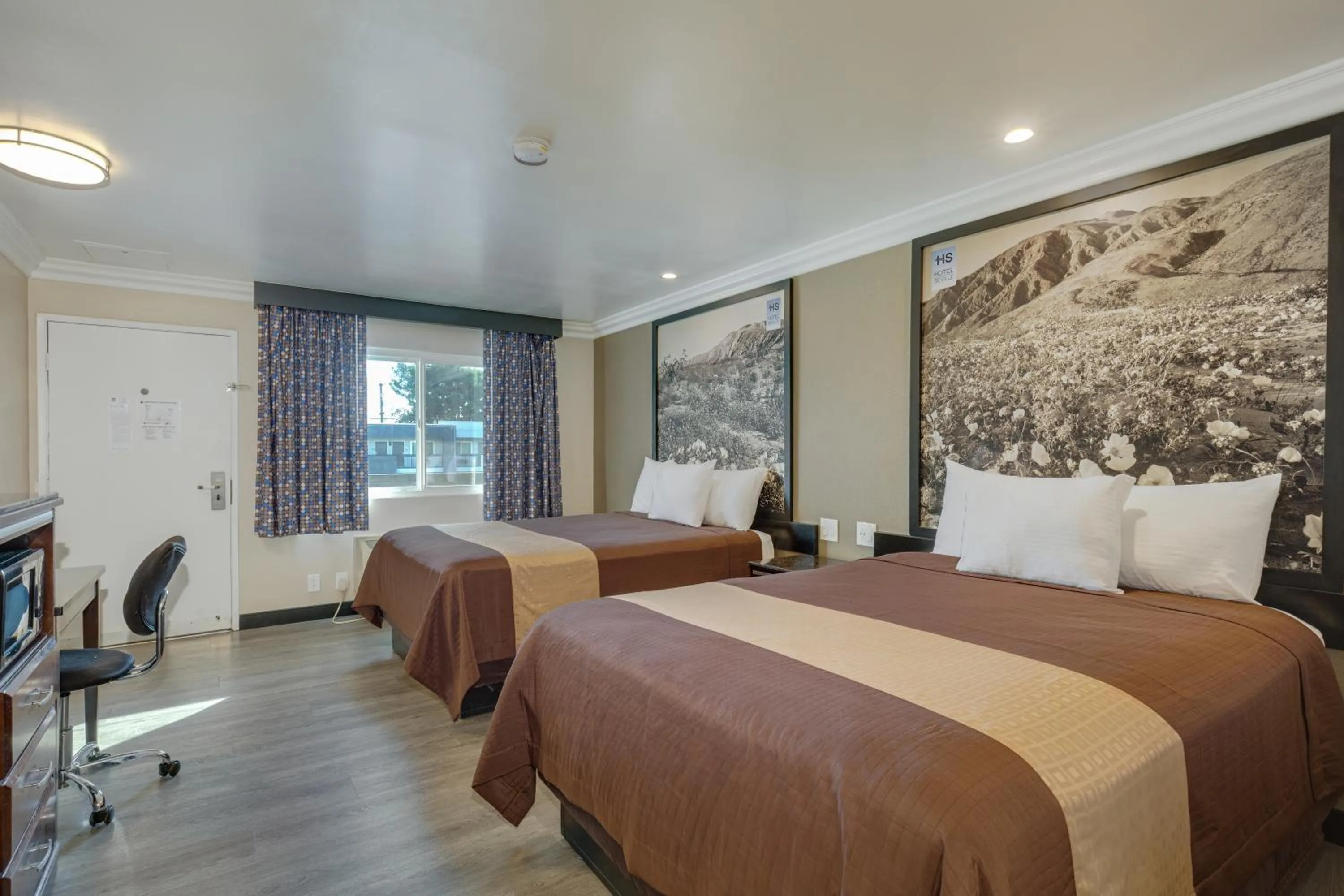 Bedroom, Bed in Hotel Seville - Ontario Airport/Chino