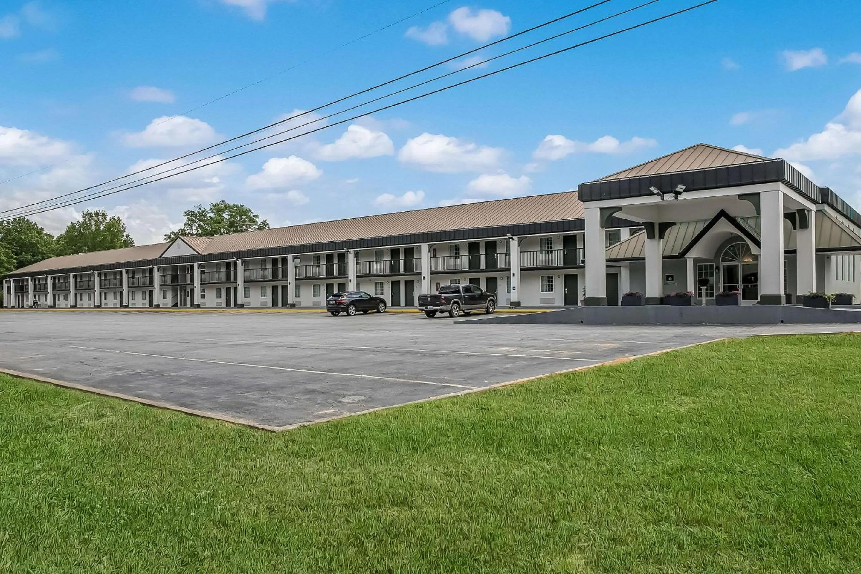 Property building in Quality Inn Elberton