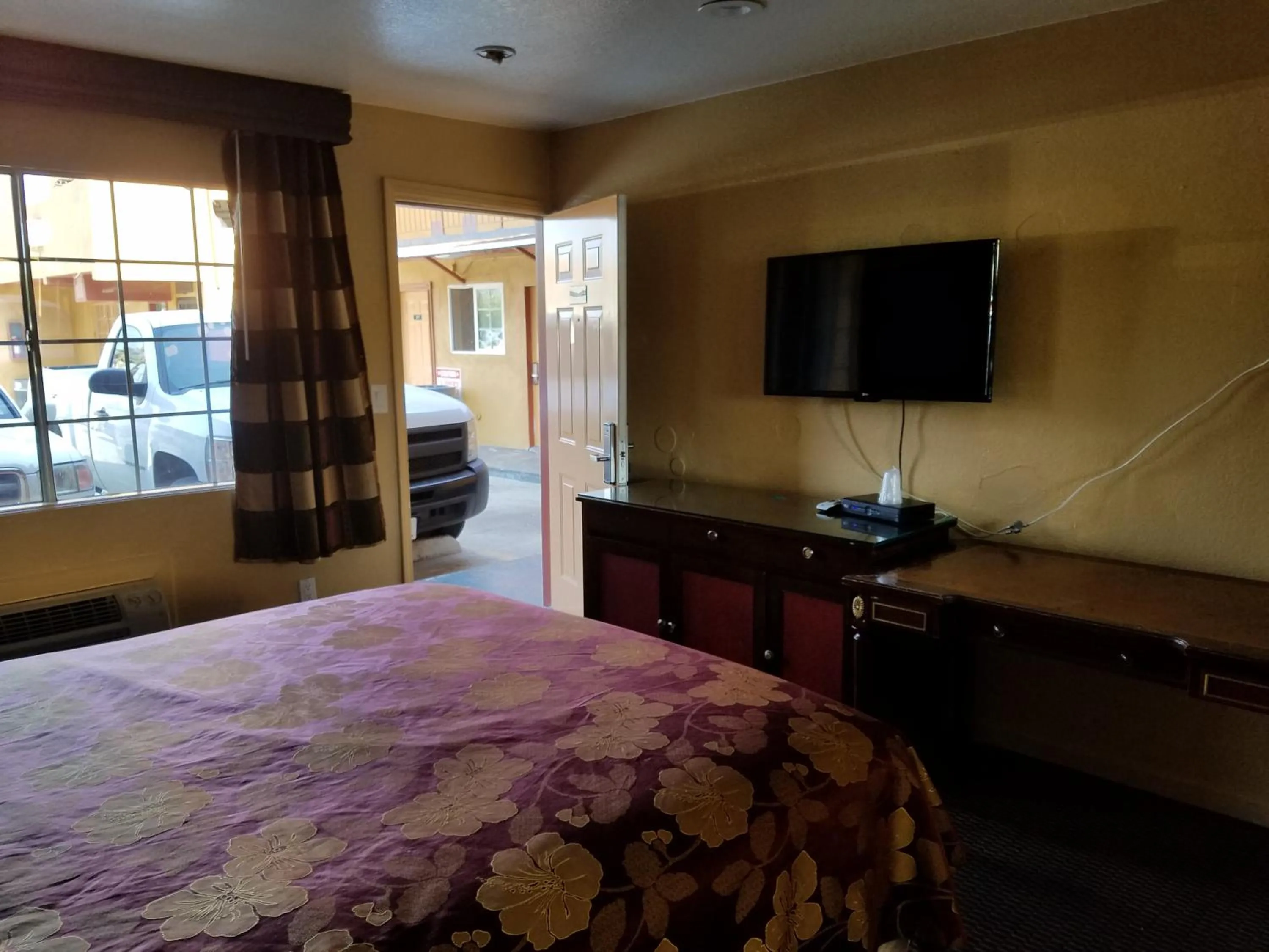 Decorative detail in Central Inn Motel