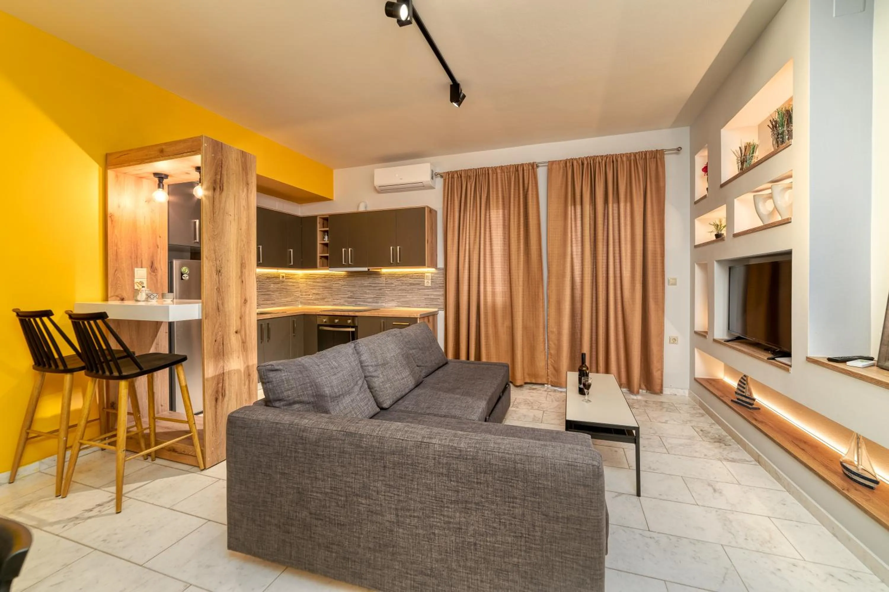 Amoudara Suites