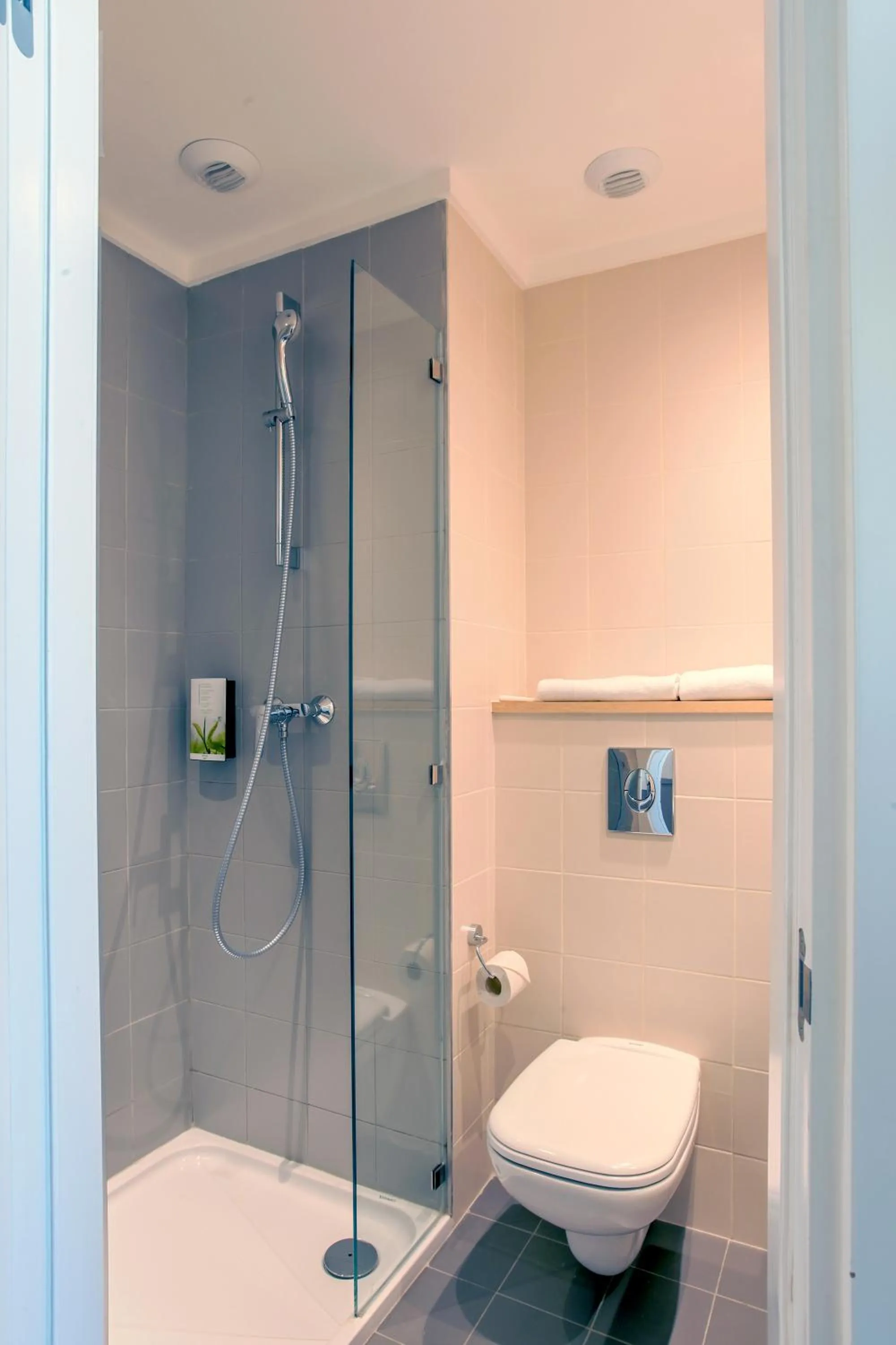 Shower in Premiere Classe Casablanca Centre Ville