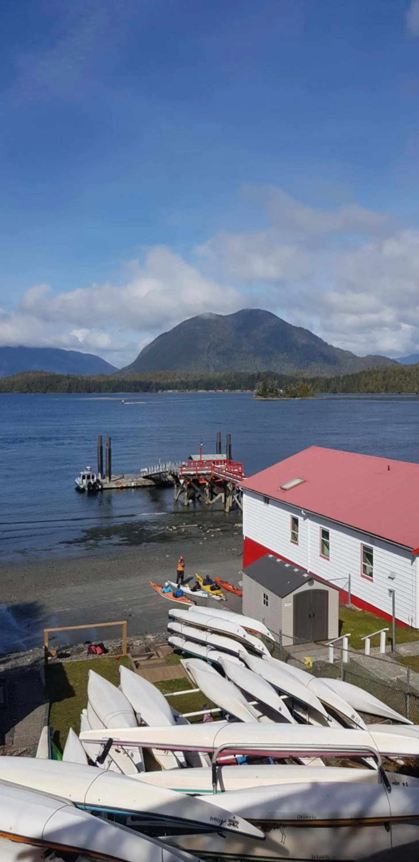 Tofino Paddlers Inn
