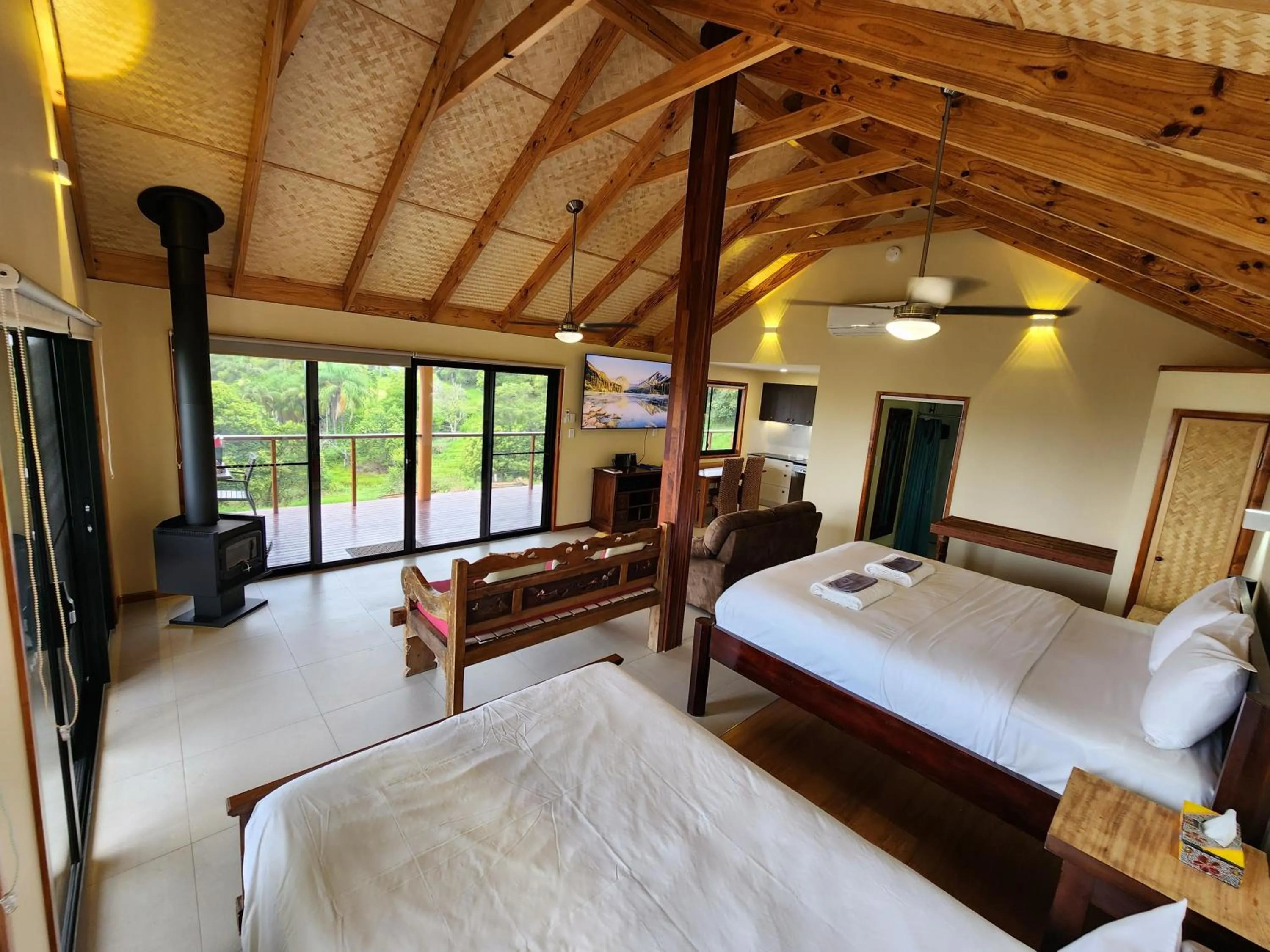 Bed in Maleny Tropical Retreat