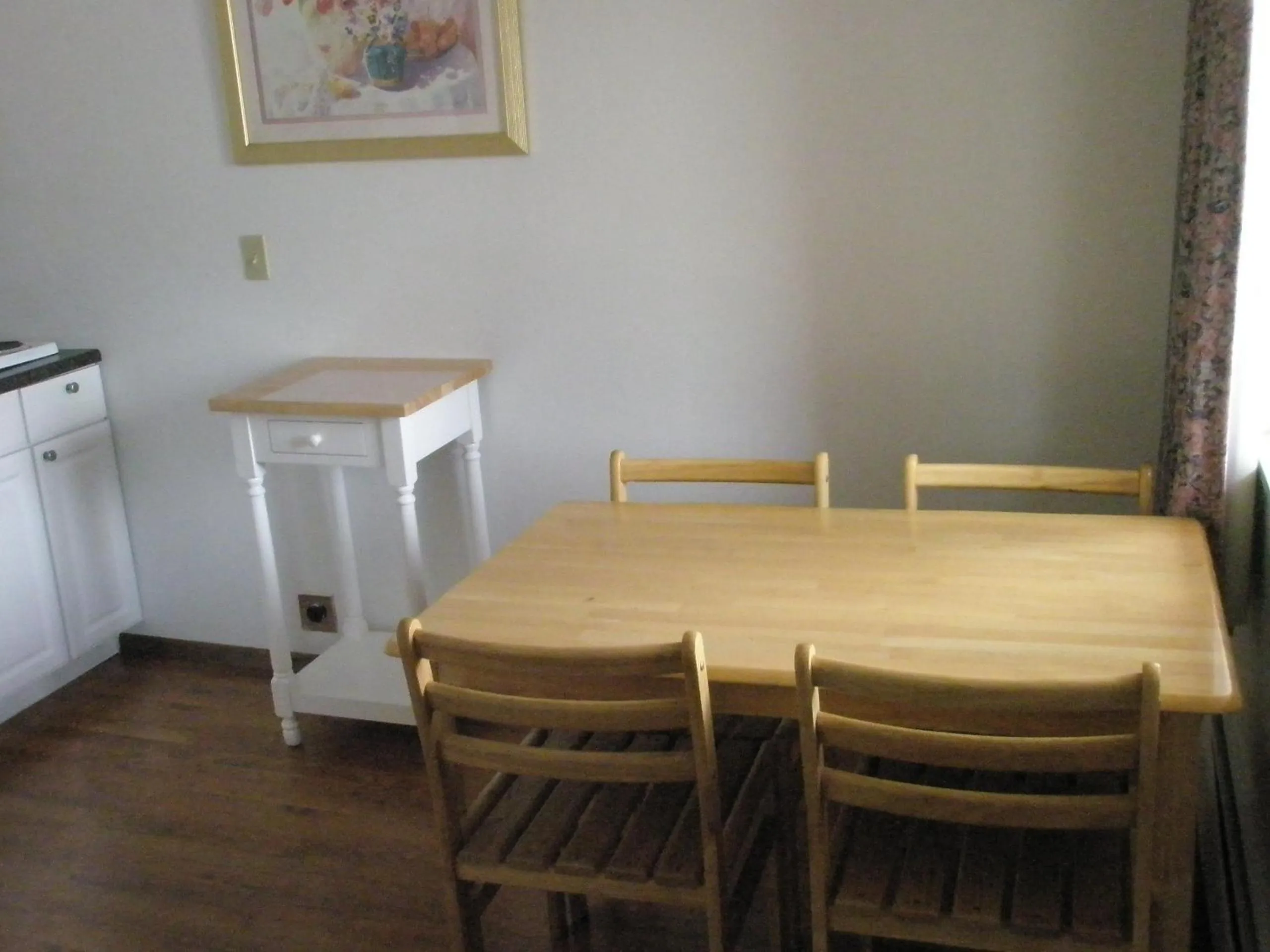 Day in Mel Haven Motel