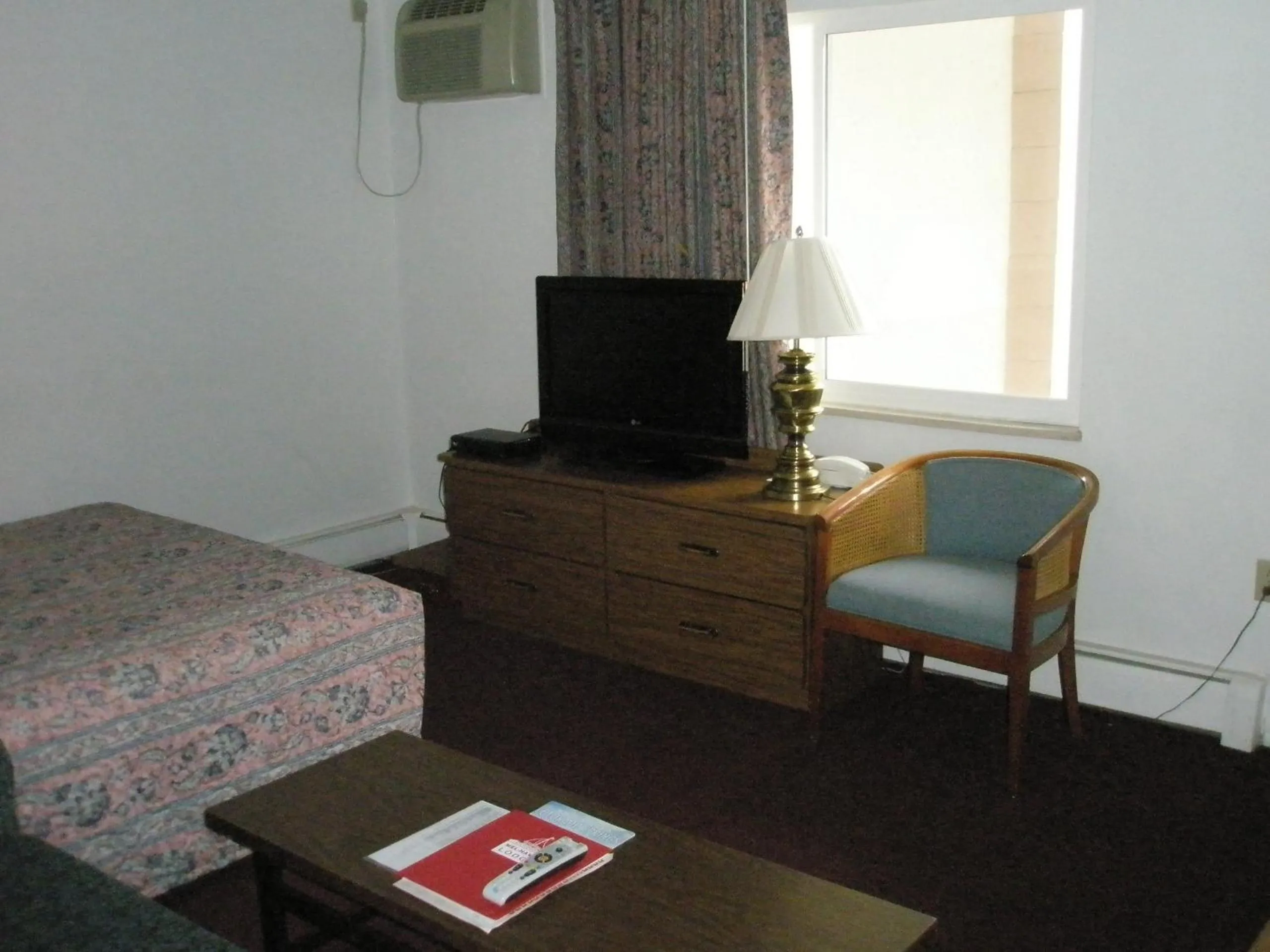 Day in Mel Haven Motel