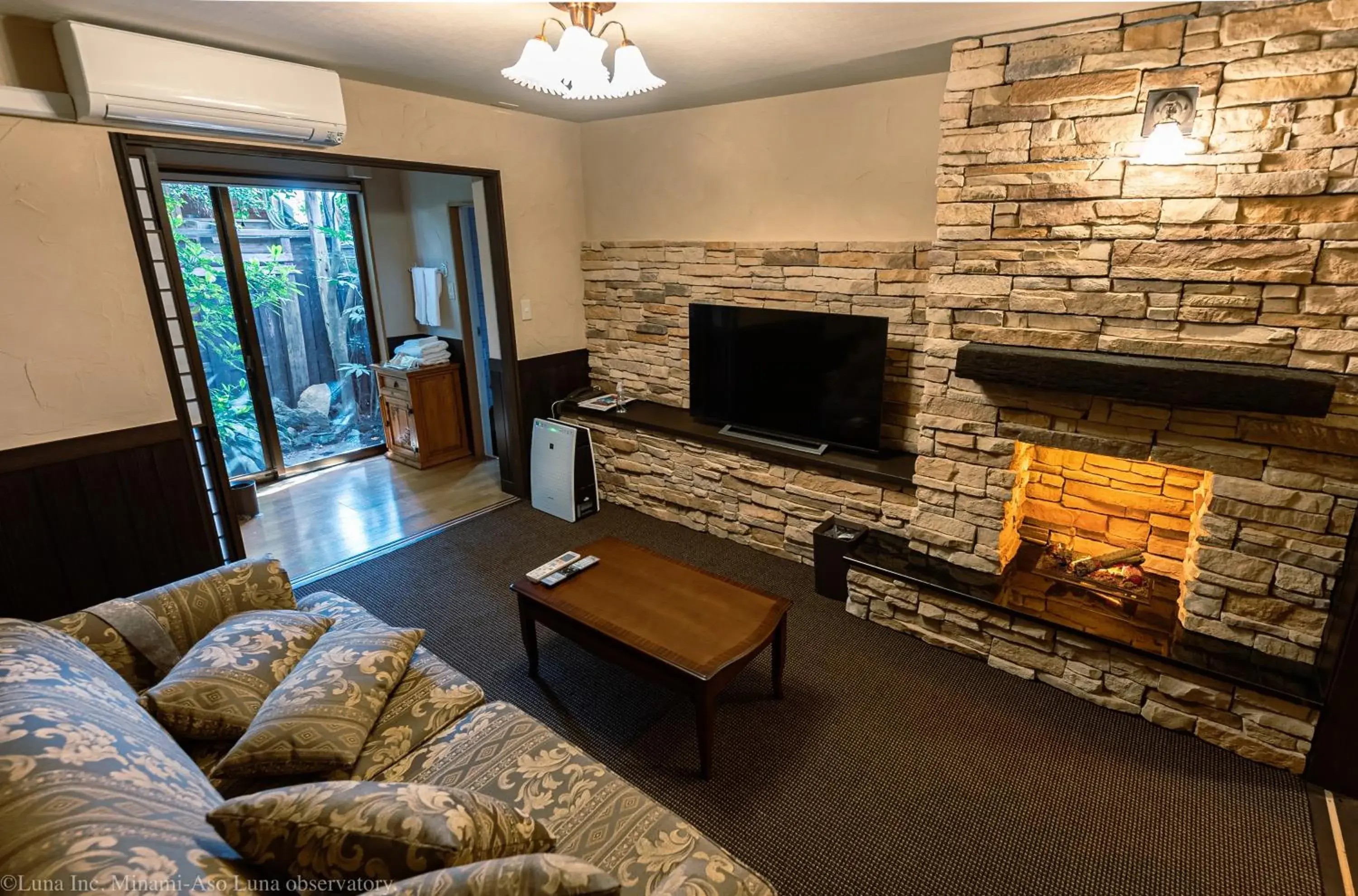 Living room in Minami Aso Luna Observatory Auberge Mori no Atelier Living room in Minami Aso Luna Observatory Auberge Mori no Atelier