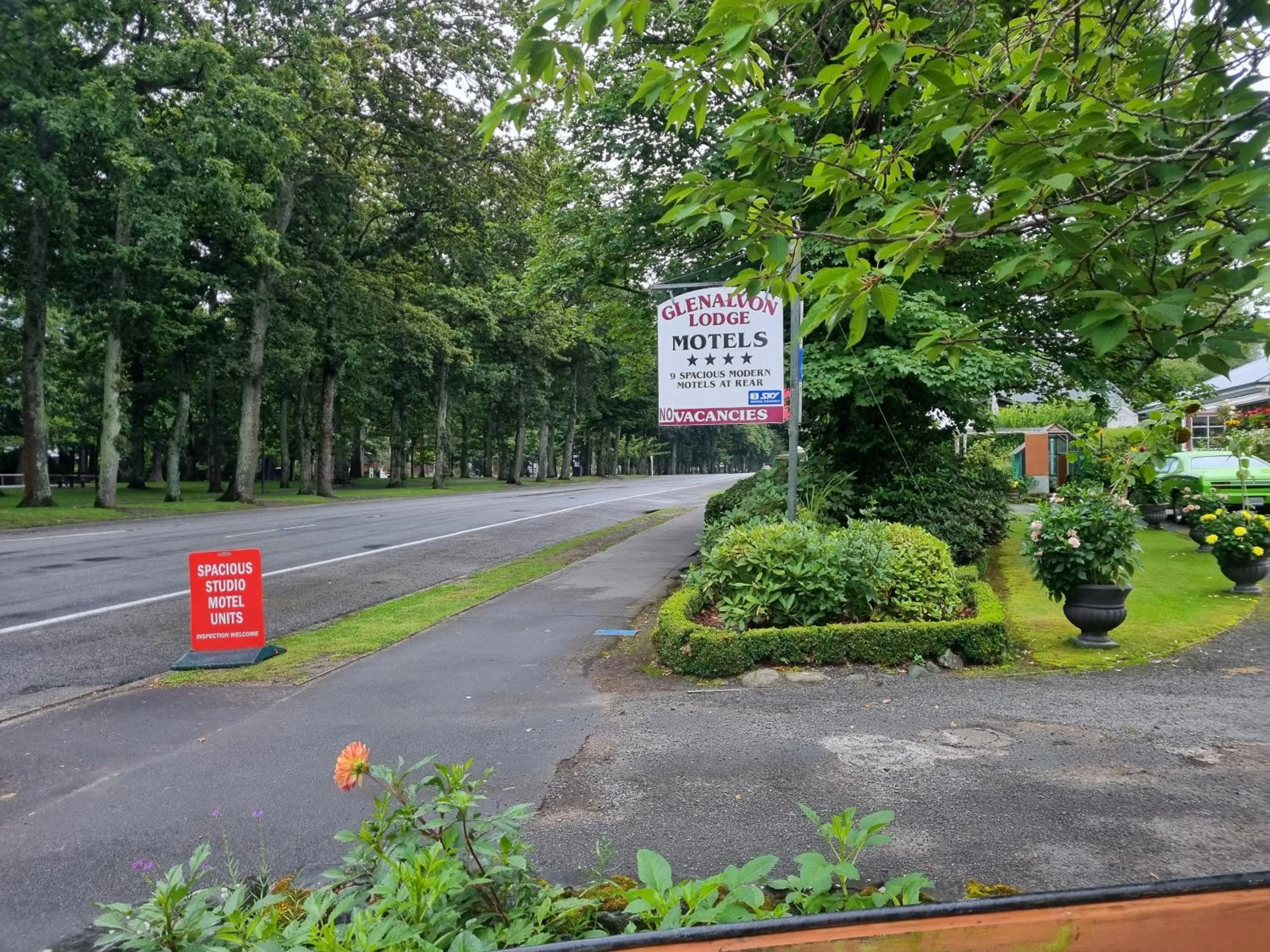 Glenalvon Lodge Motel