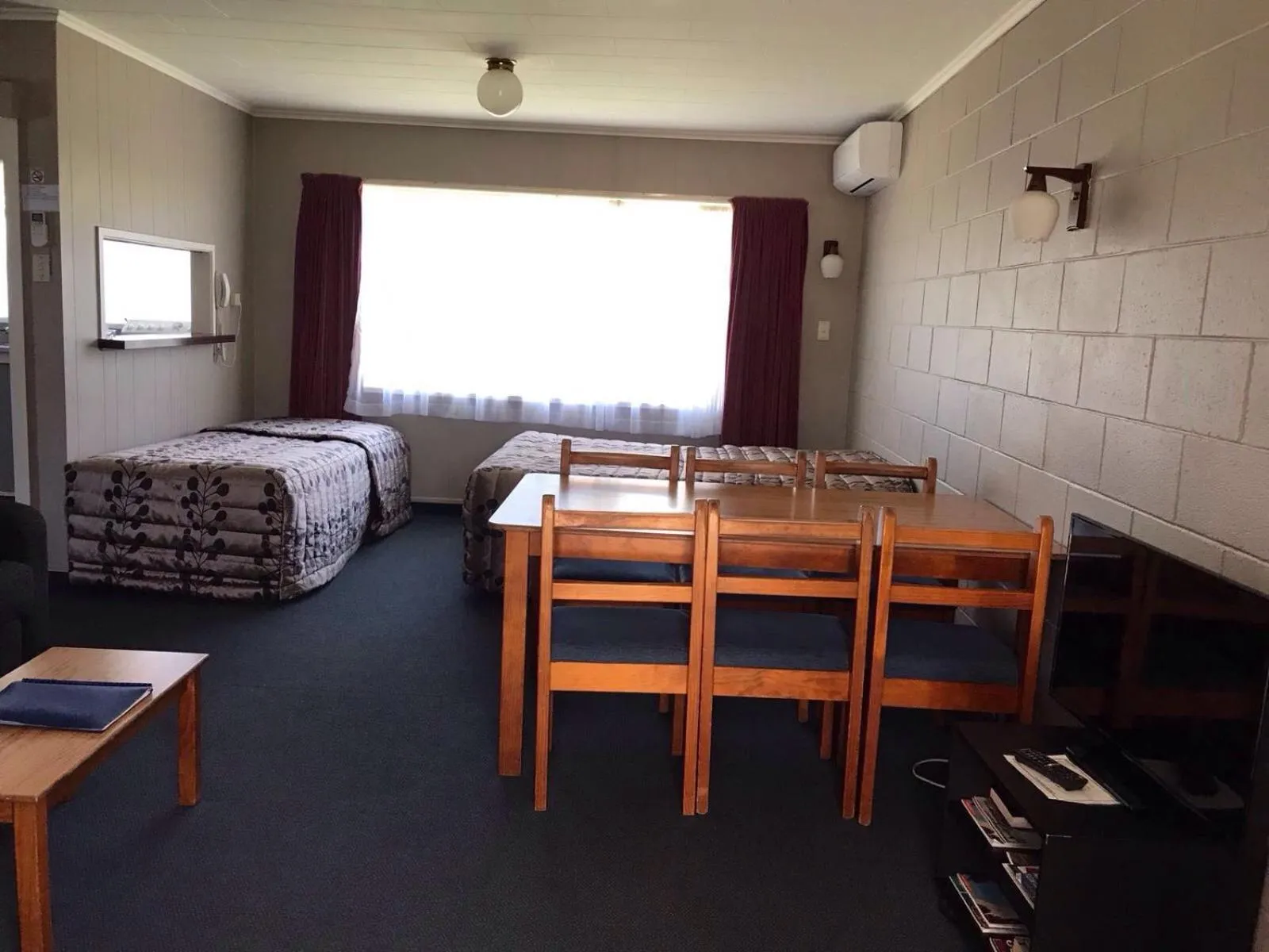 Bed in Otorohanga & Waitomo Motels