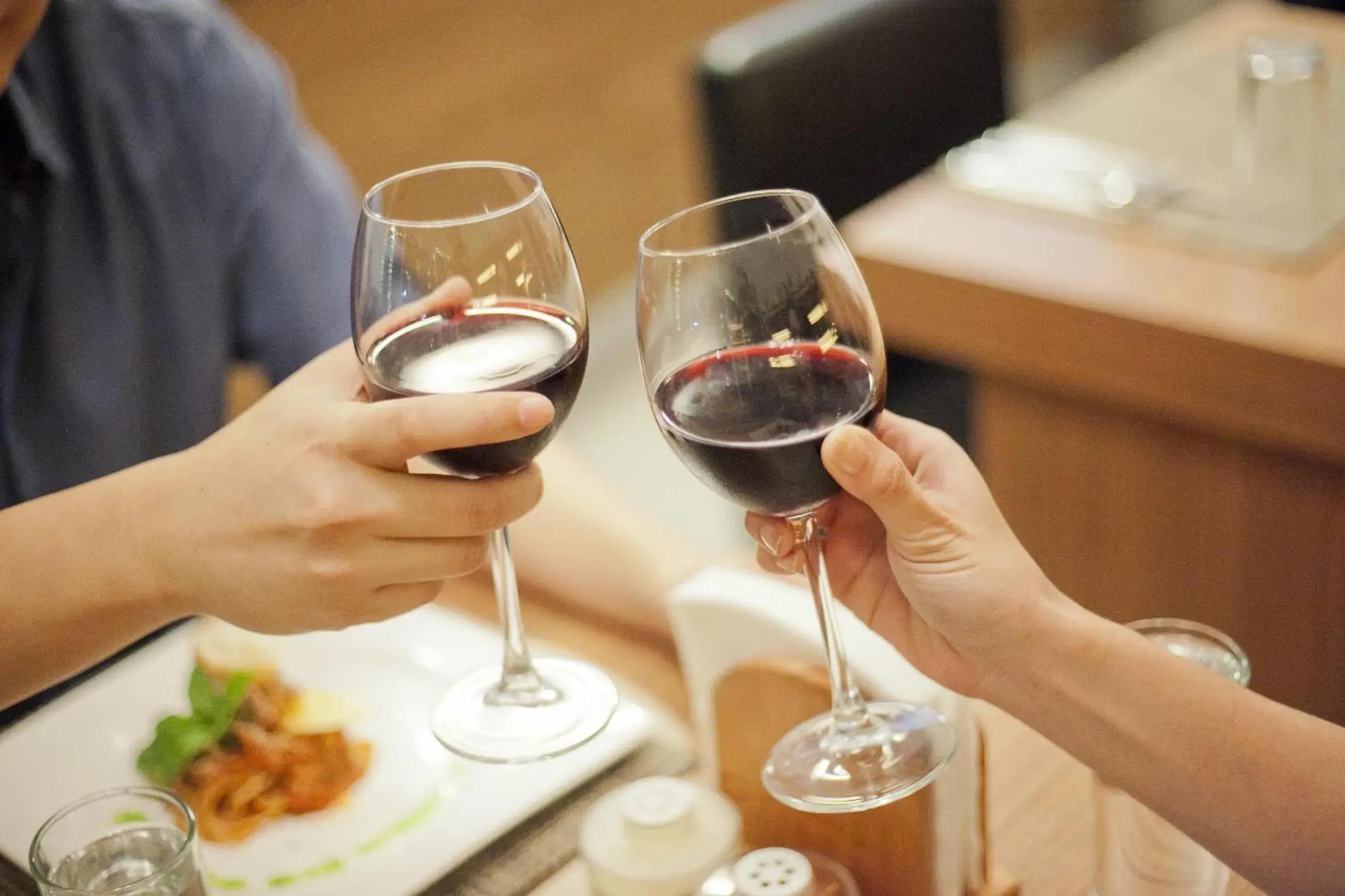 Restaurant/places to eat in The Exchange Regency Residence Hotel Managed by HII Restaurant/places to eat in The Exchange Regency Residence Hotel Managed by HII