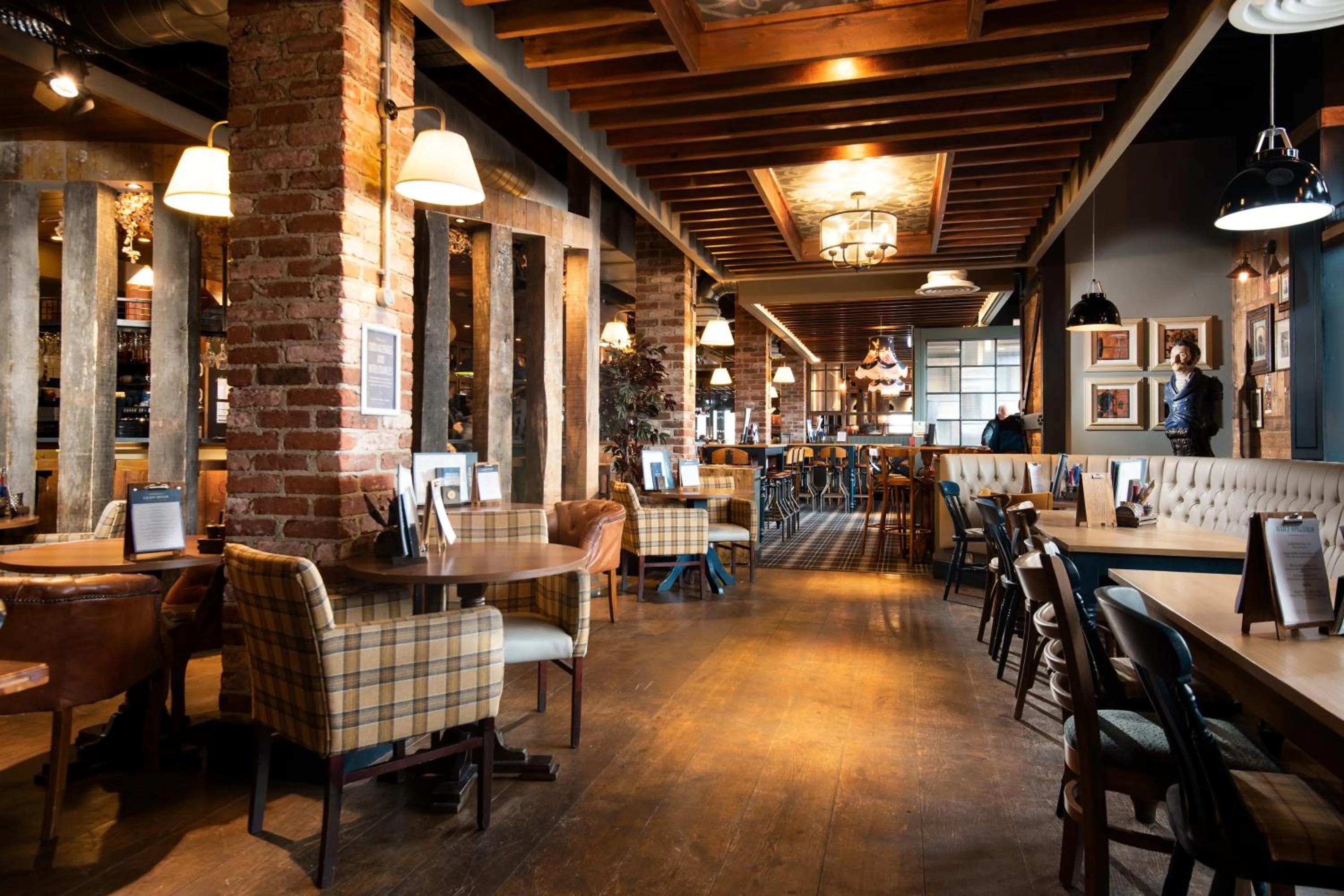 Restaurant/places to eat in The Commissioners Quay Inn - The Inn Collection Group