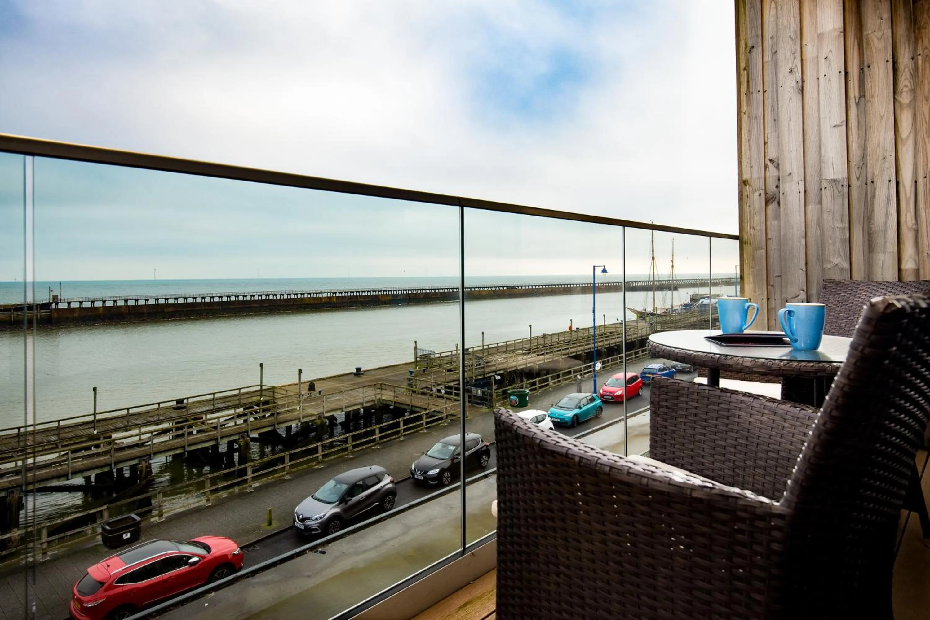 Balcony/Terrace in The Commissioners Quay Inn - The Inn Collection Group