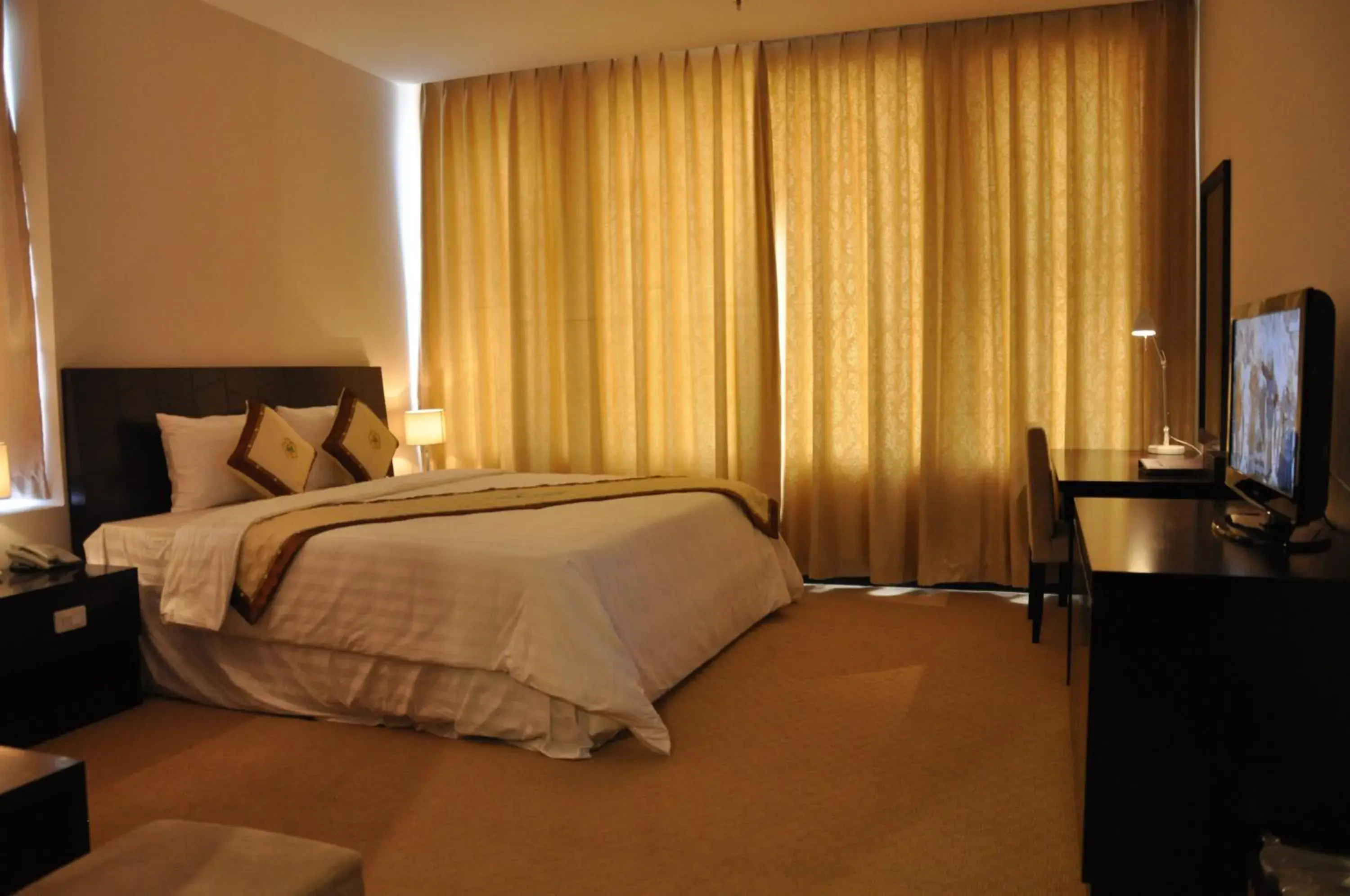 Bed in Sai Gon Ban Me Hotel Bed in Sai Gon Ban Me Hotel