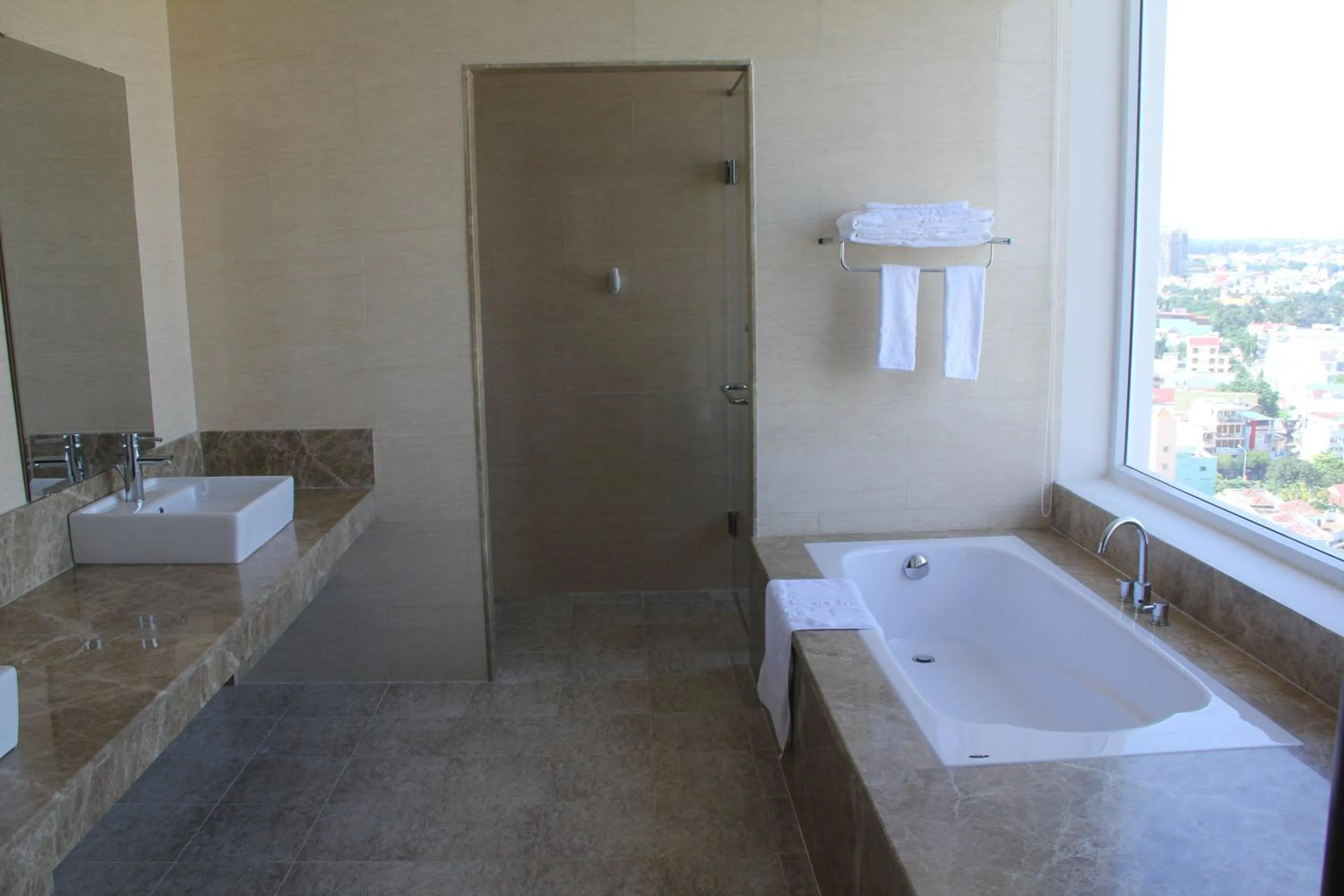 Day in Sai Gon Ban Me Hotel