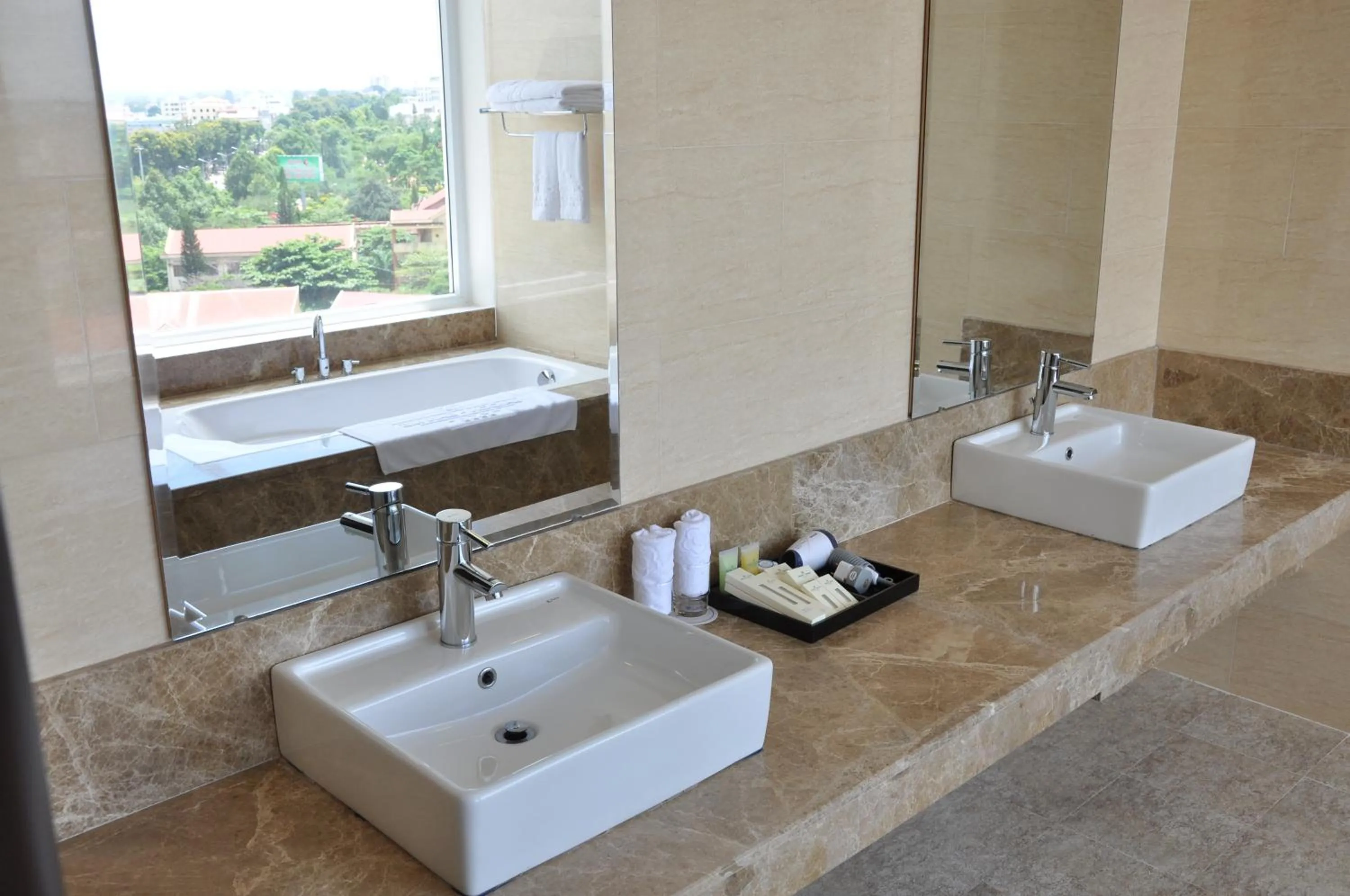 Bathroom in Sai Gon Ban Me Hotel