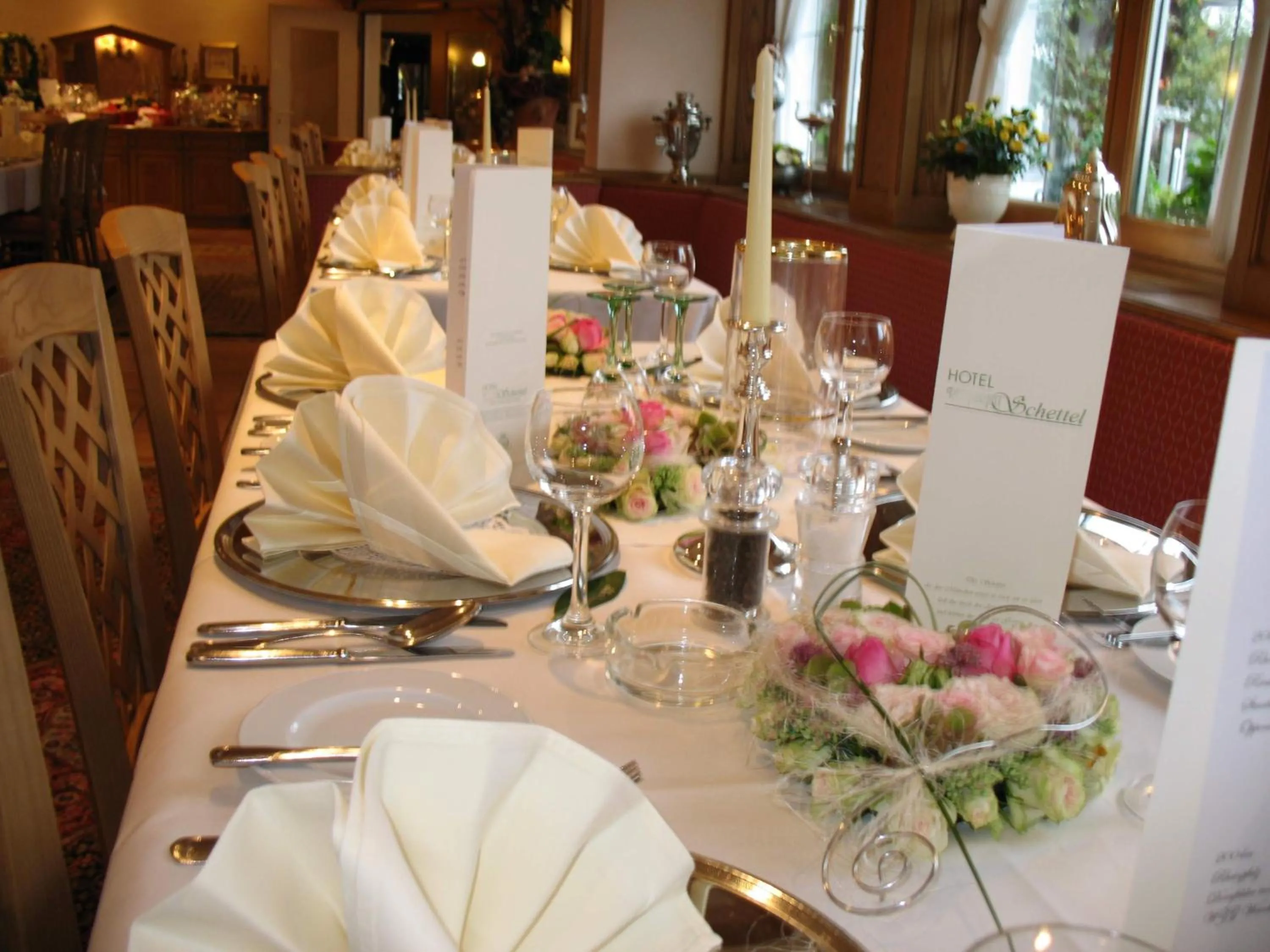 Restaurant/places to eat in Hotel-Restaurant Schettel