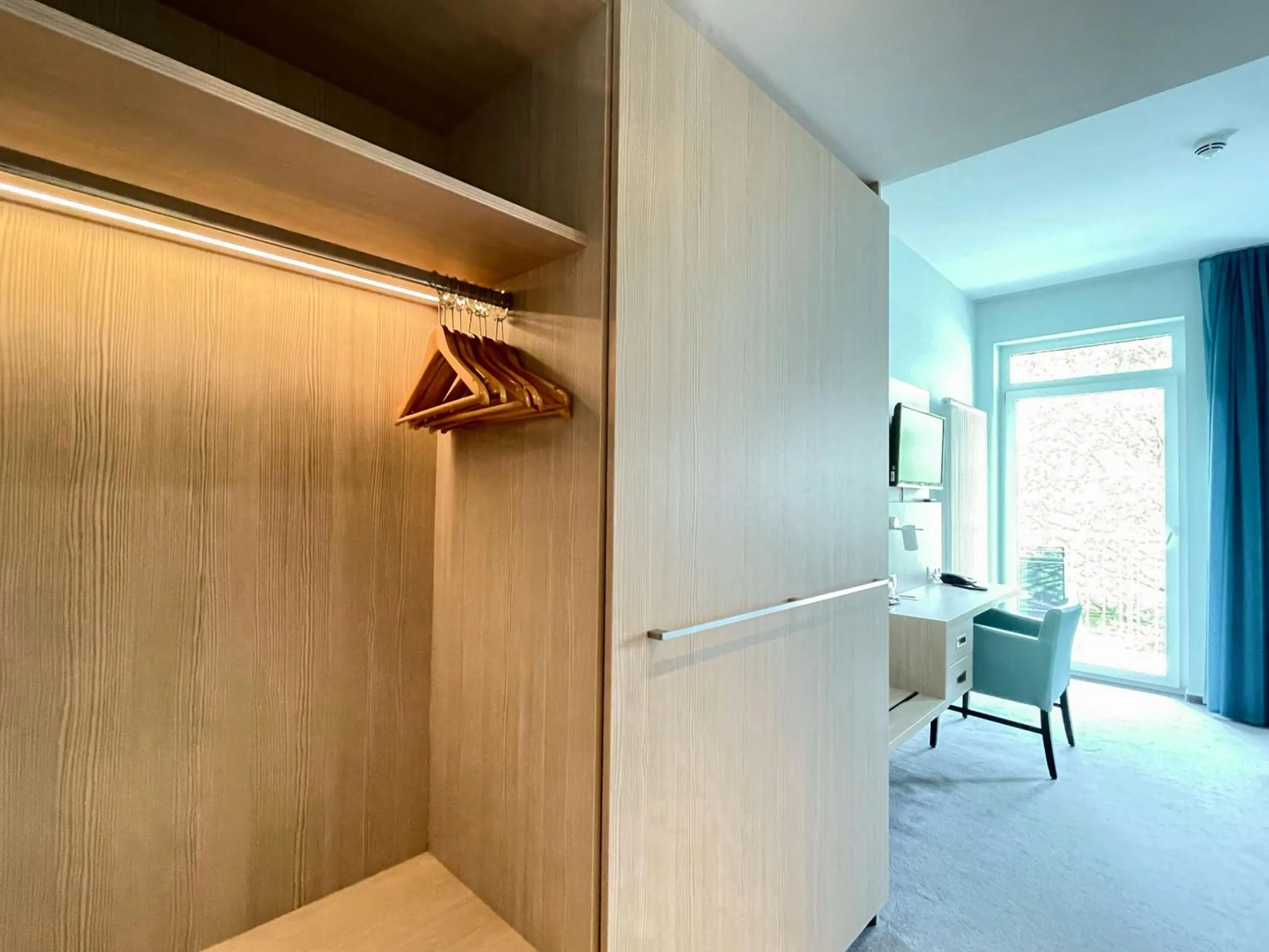 wardrobe in Strandhotel Graal-Müritz