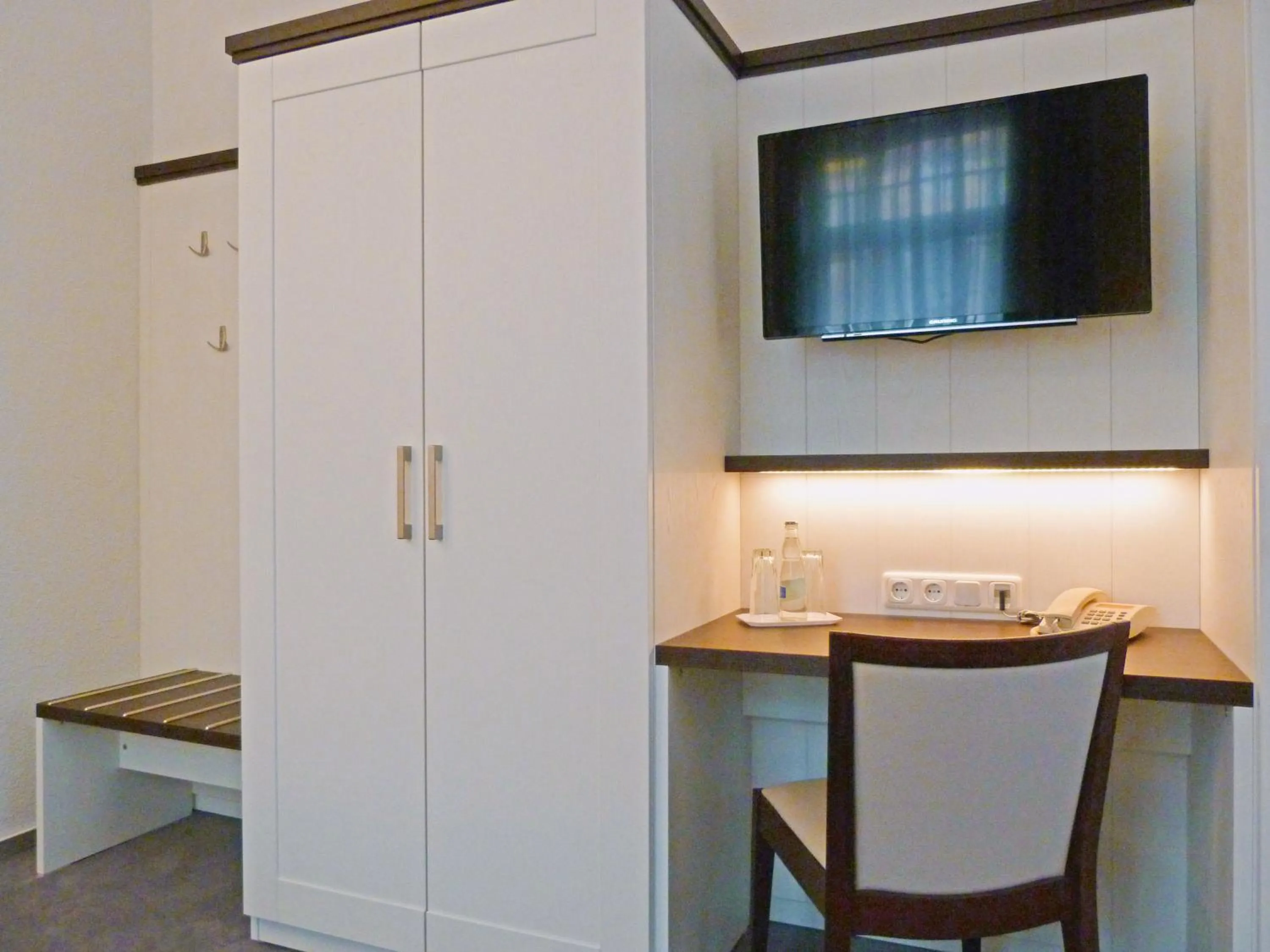 TV and multimedia in Strandhotel Graal-Müritz