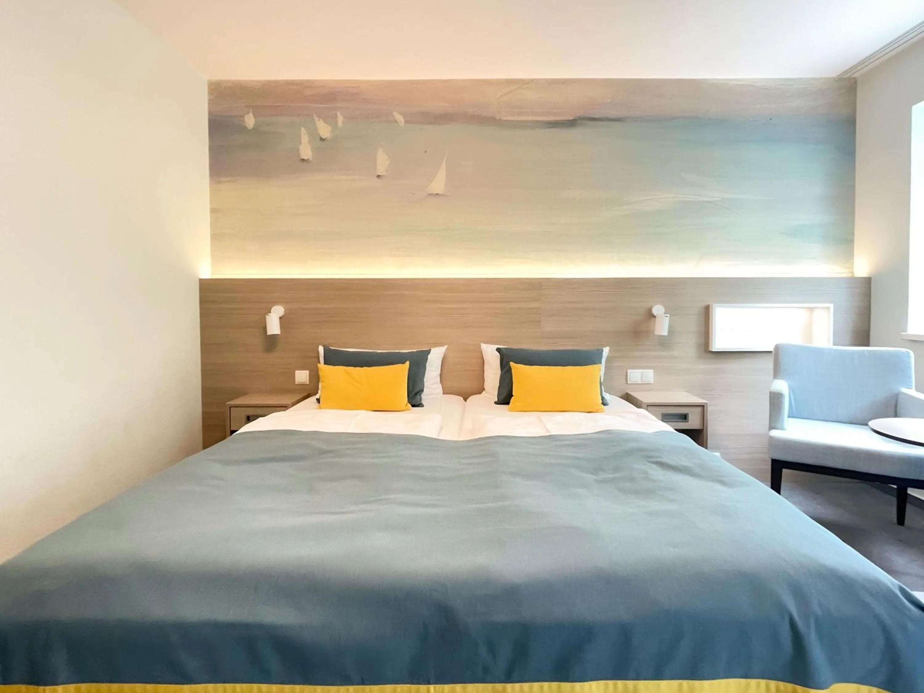 Bed in Strandhotel Graal-Müritz