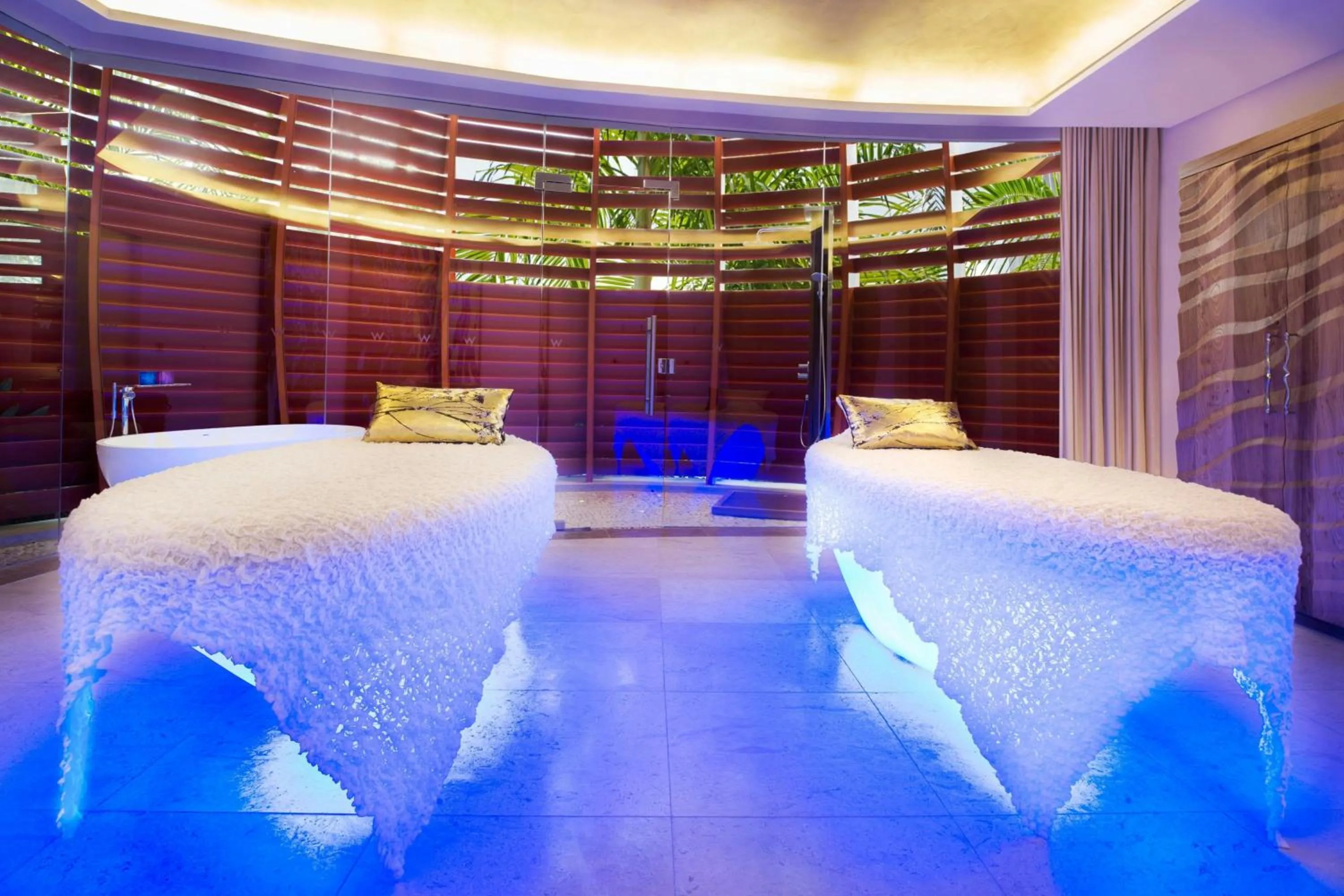 Spa and wellness centre/facilities, Bed in W Singapore - Sentosa Cove, Newly Renovated