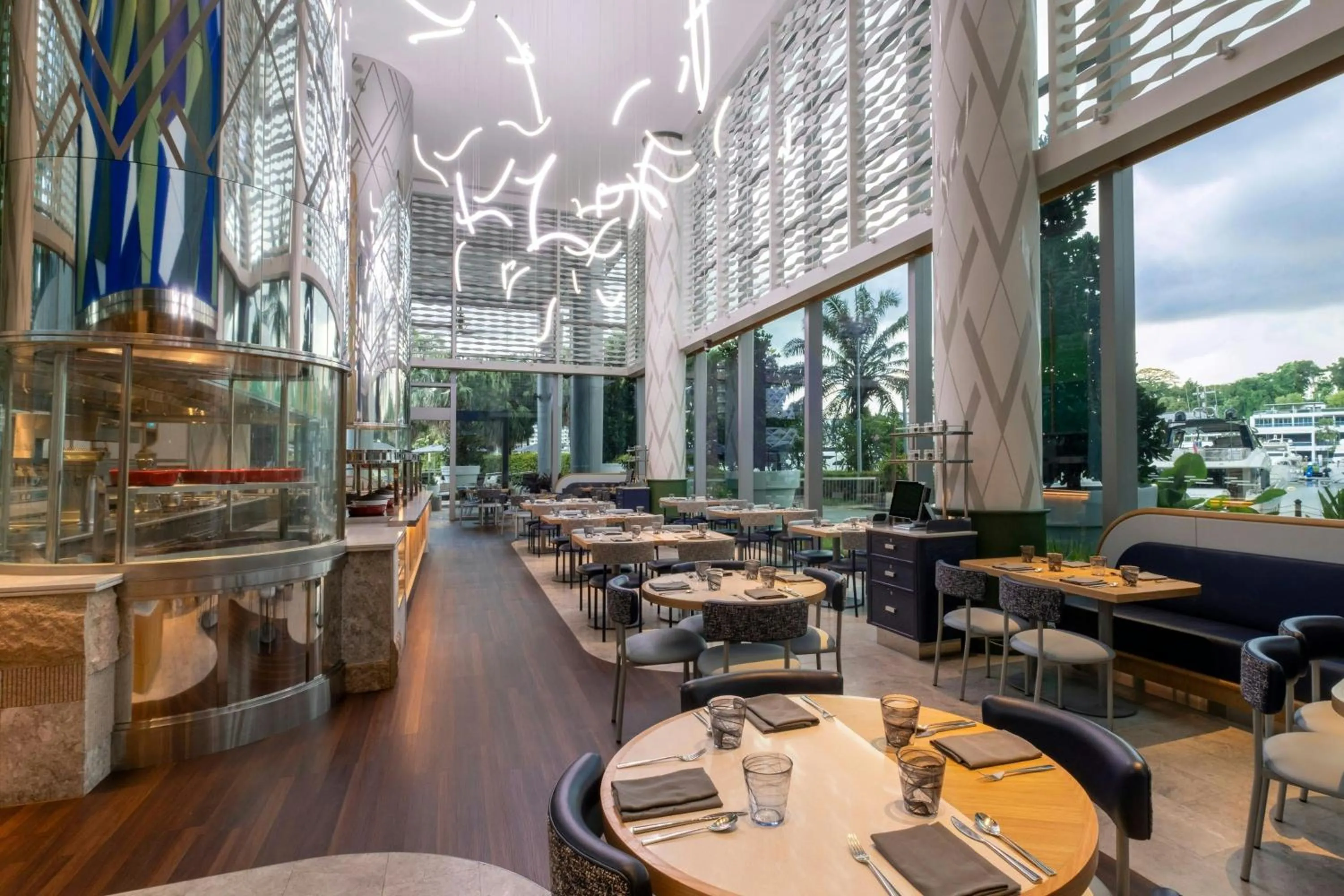 Kitchen or kitchenette in W Singapore - Sentosa Cove, Newly Renovated