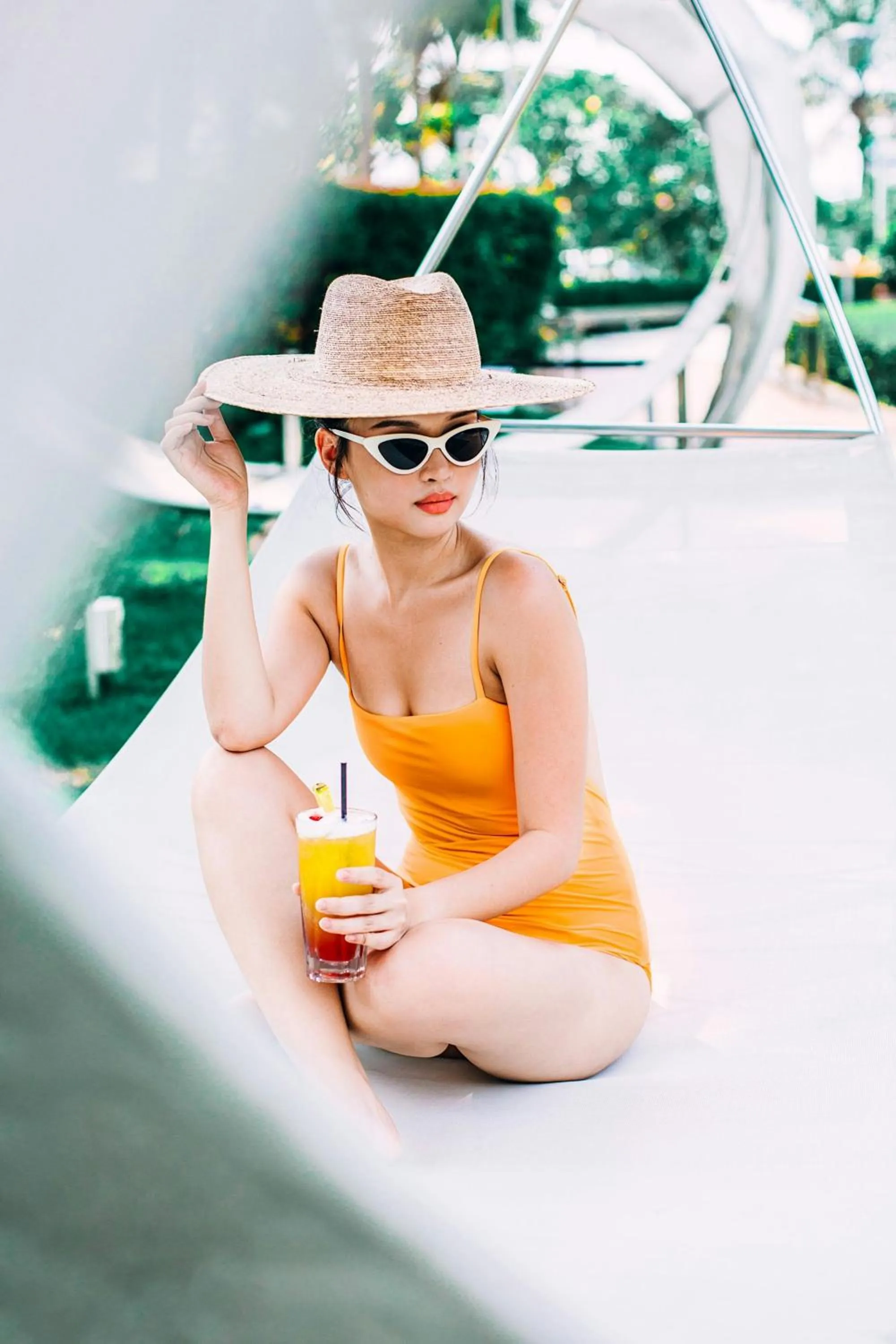 Swimming pool in W Singapore - Sentosa Cove, Newly Renovated