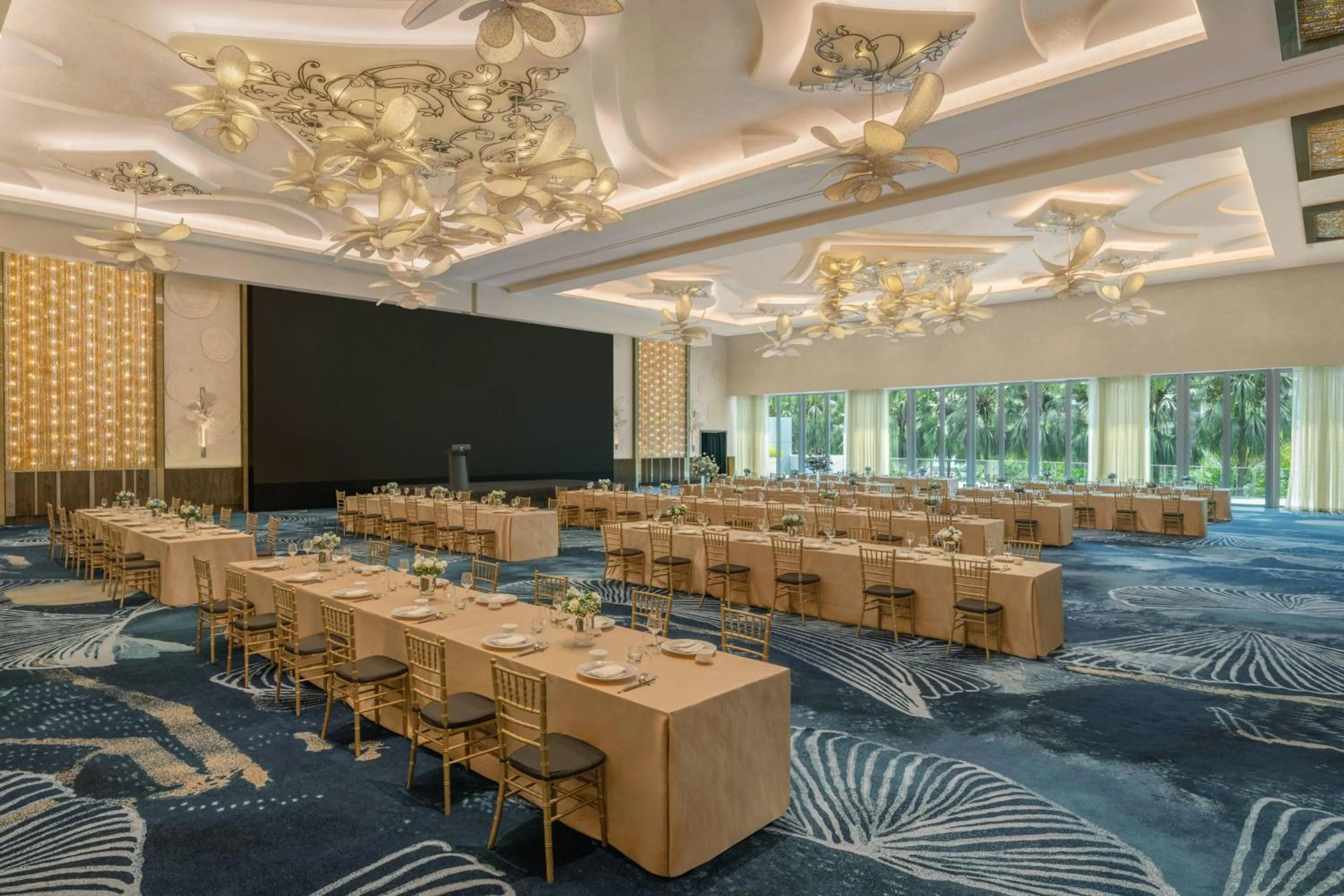 Meeting/conference room in W Singapore - Sentosa Cove, Newly Renovated