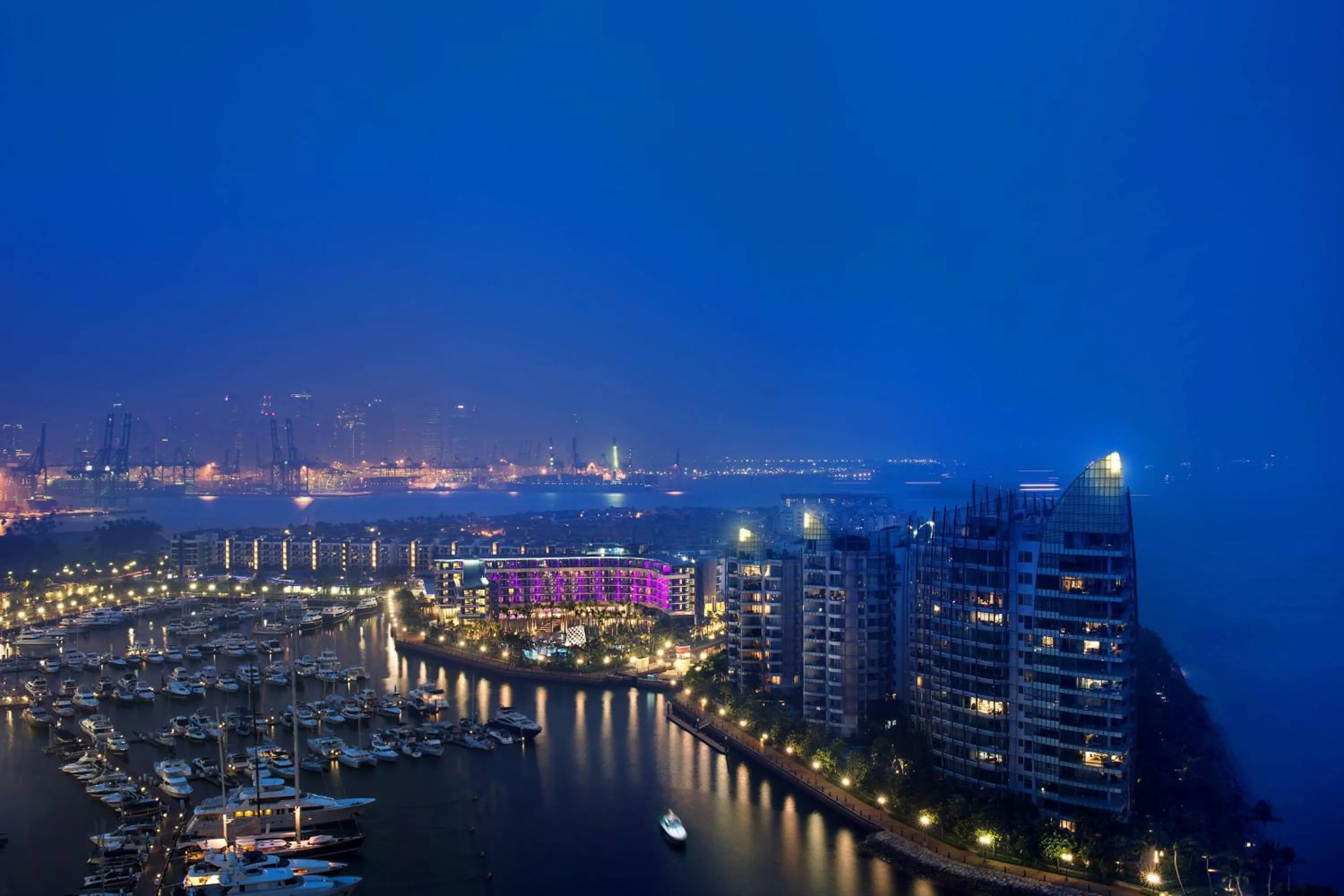 Property building in W Singapore - Sentosa Cove, Newly Renovated