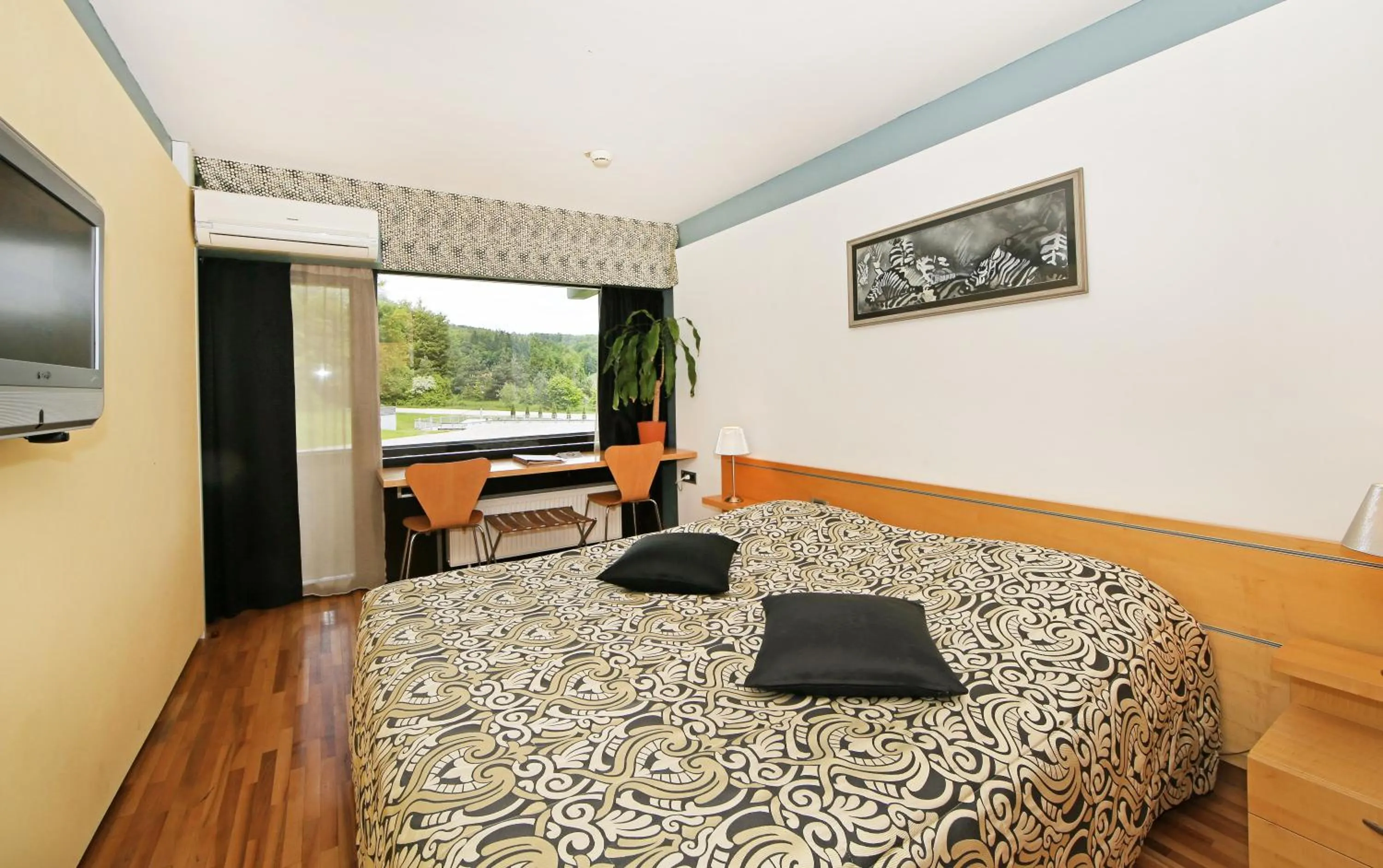 Bedroom, Bed in Hotel Grosuplje