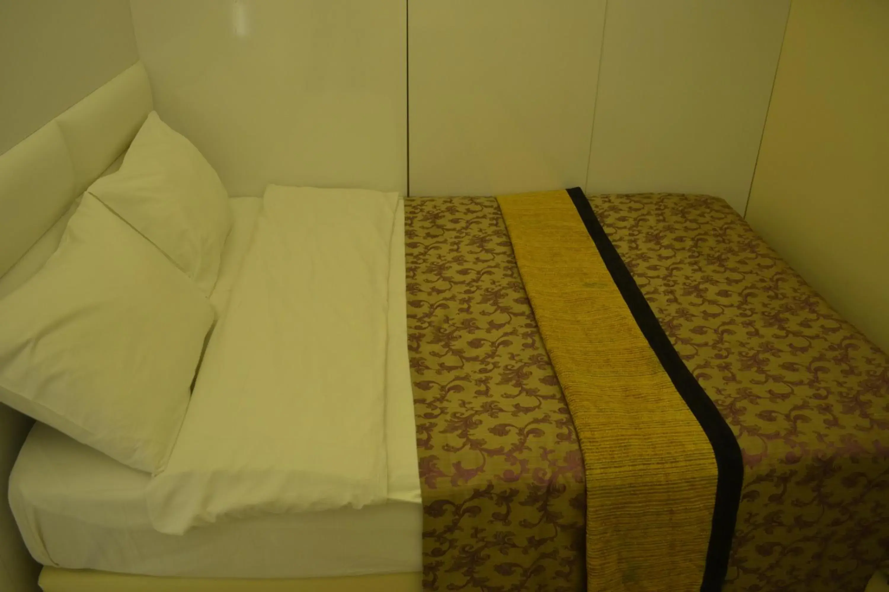 Bedroom, Bed in Grand Fatih Hotel Bedroom, Bed in Grand Fatih Hotel