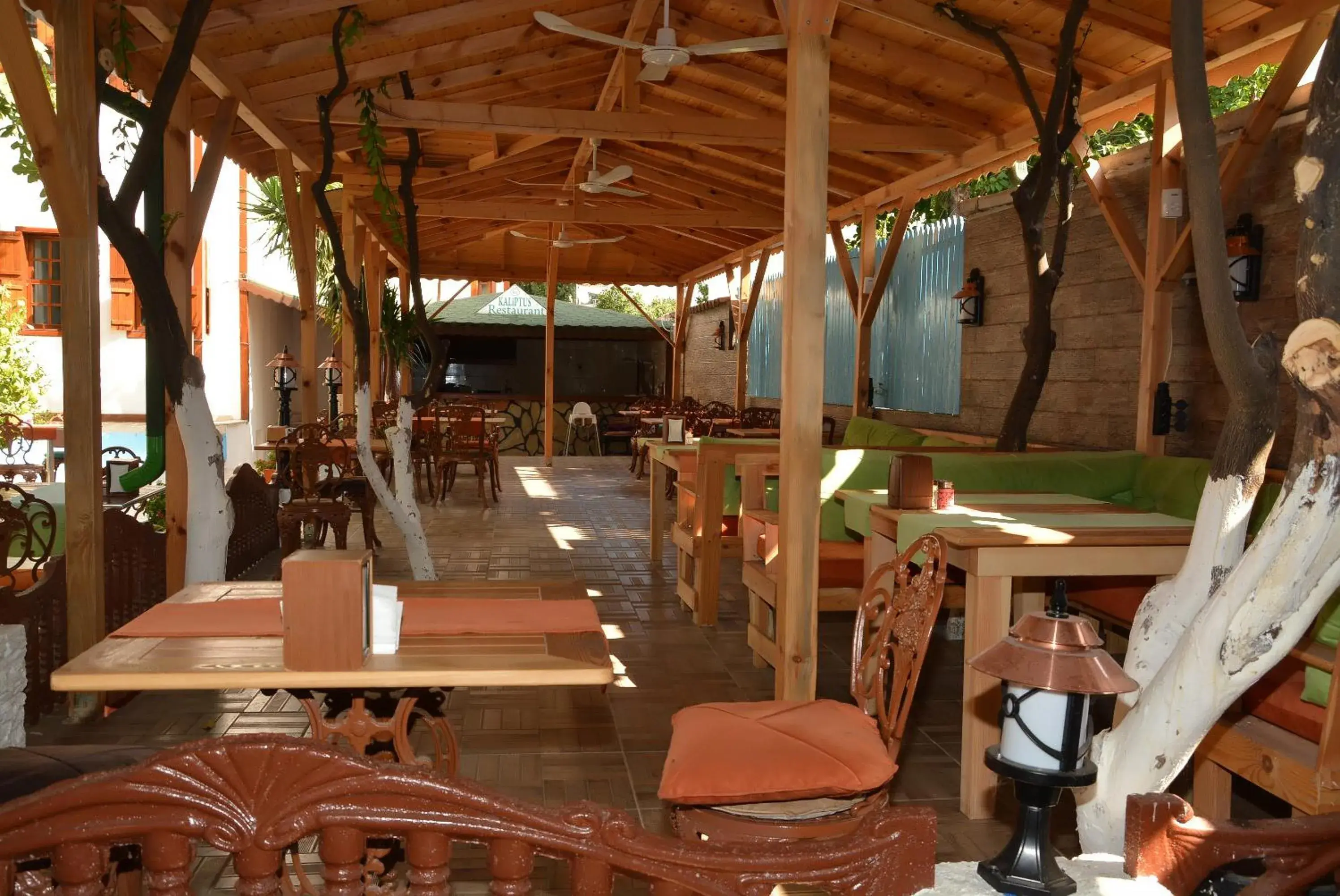 Restaurant/places to eat in Kaliptus Hotel Restaurant/places to eat in Kaliptus Hotel