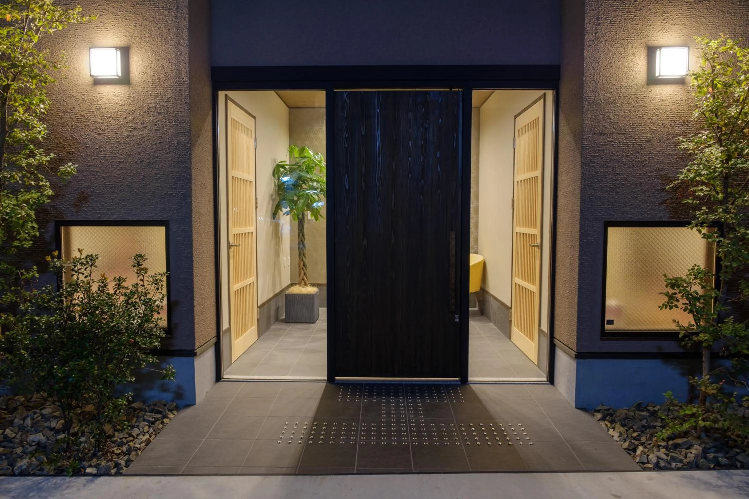 Facade/entrance in Kanade Tojiminamimon