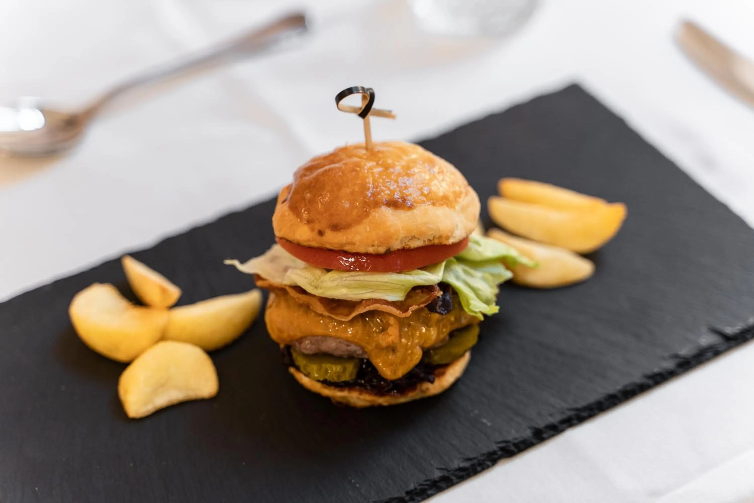 Restaurant/places to eat in Grand Hotel Union Eurostars