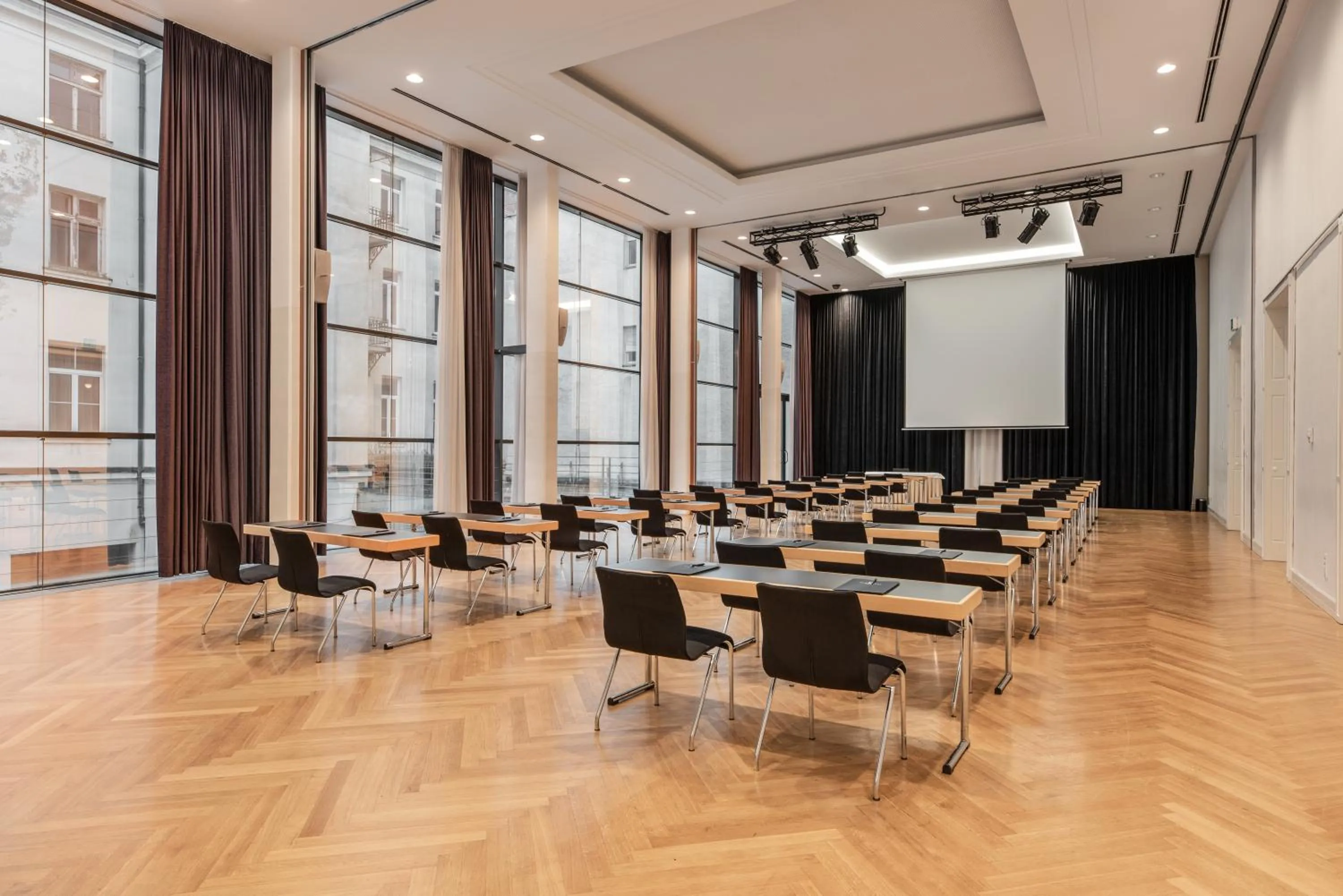 Business facilities in Grand Hotel Union Eurostars