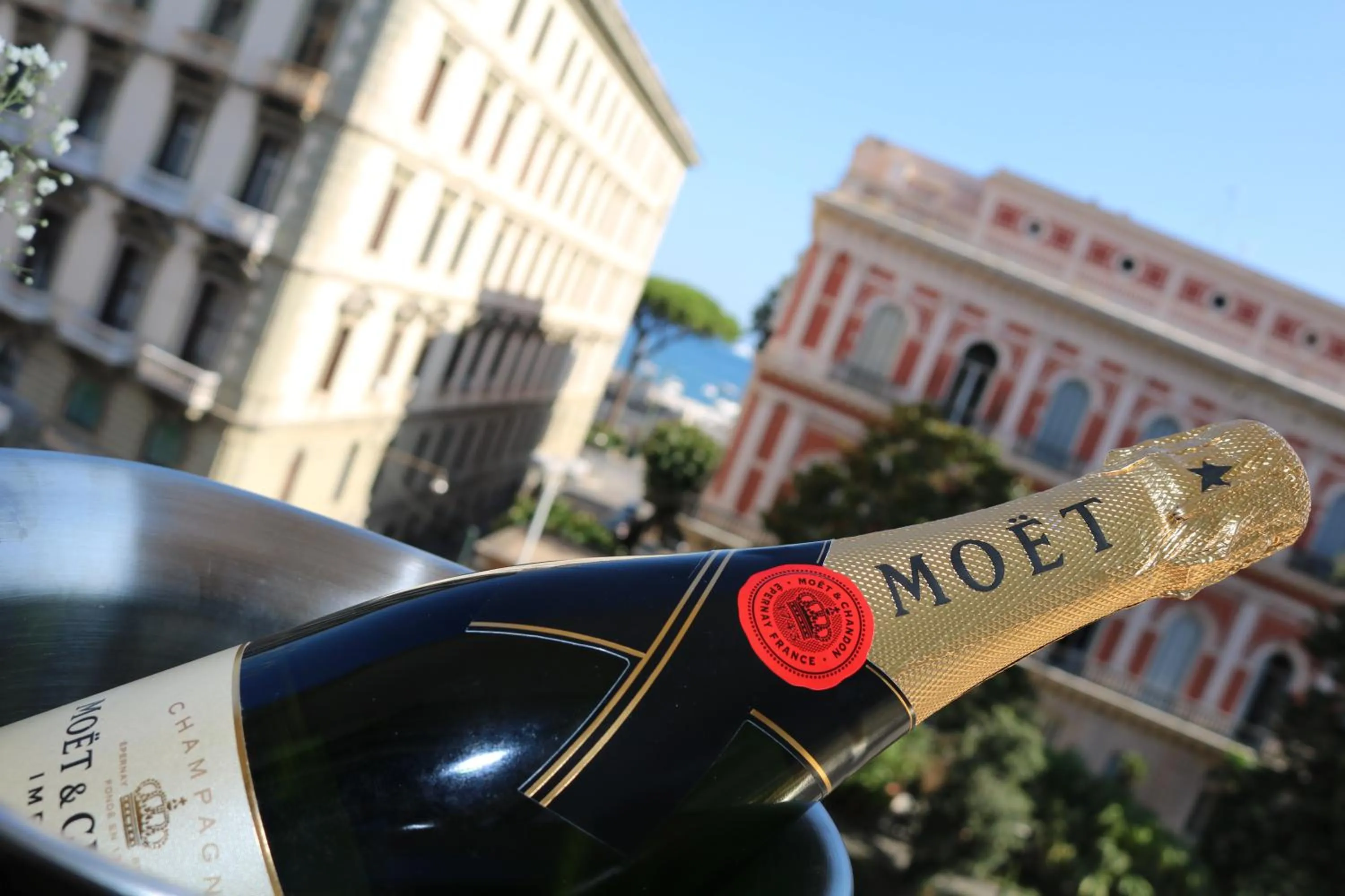 Property logo or sign in Neapolis City Life