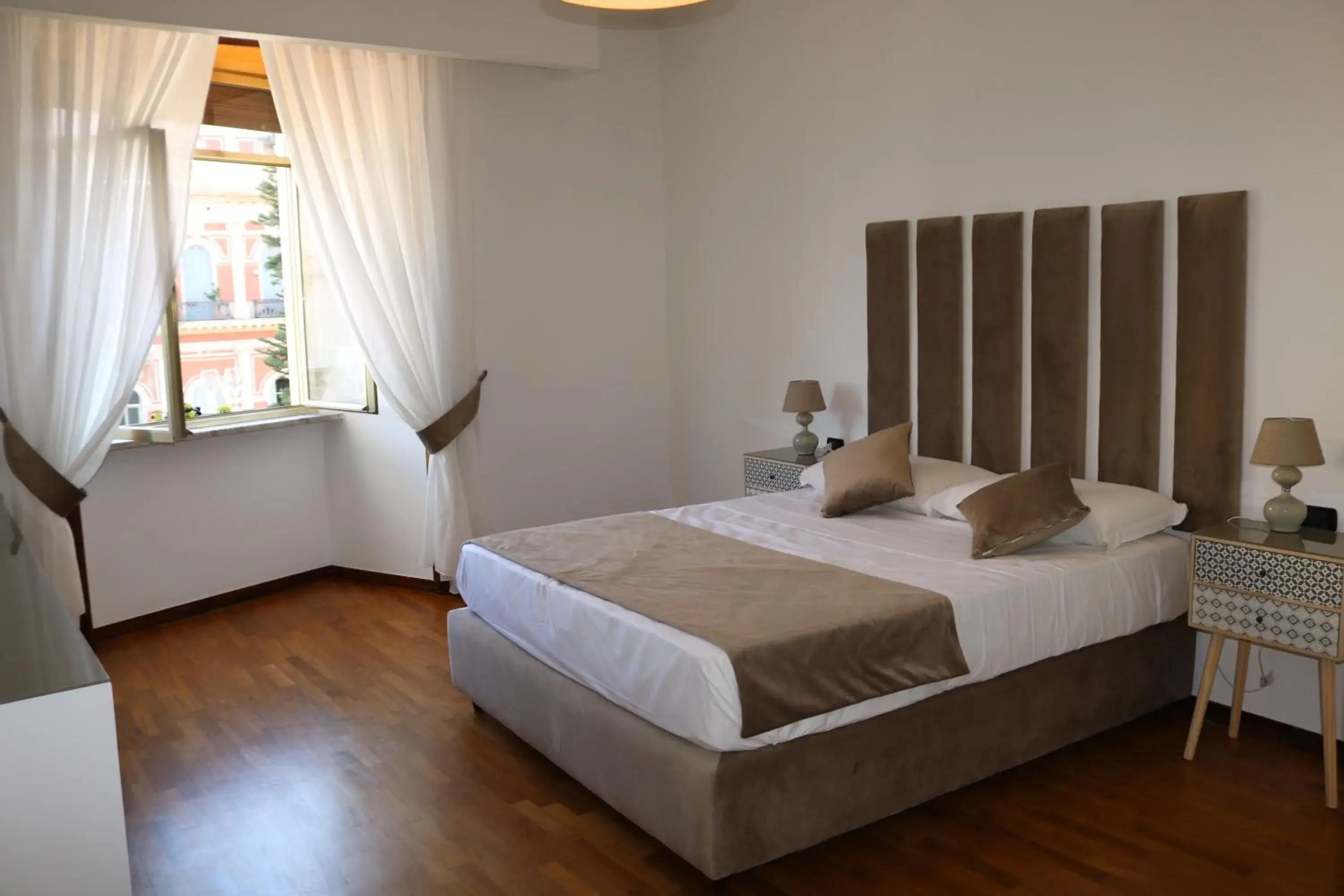 Deluxe Double Room with Sea View in Neapolis City Life Deluxe Double Room with Sea View in Neapolis City Life