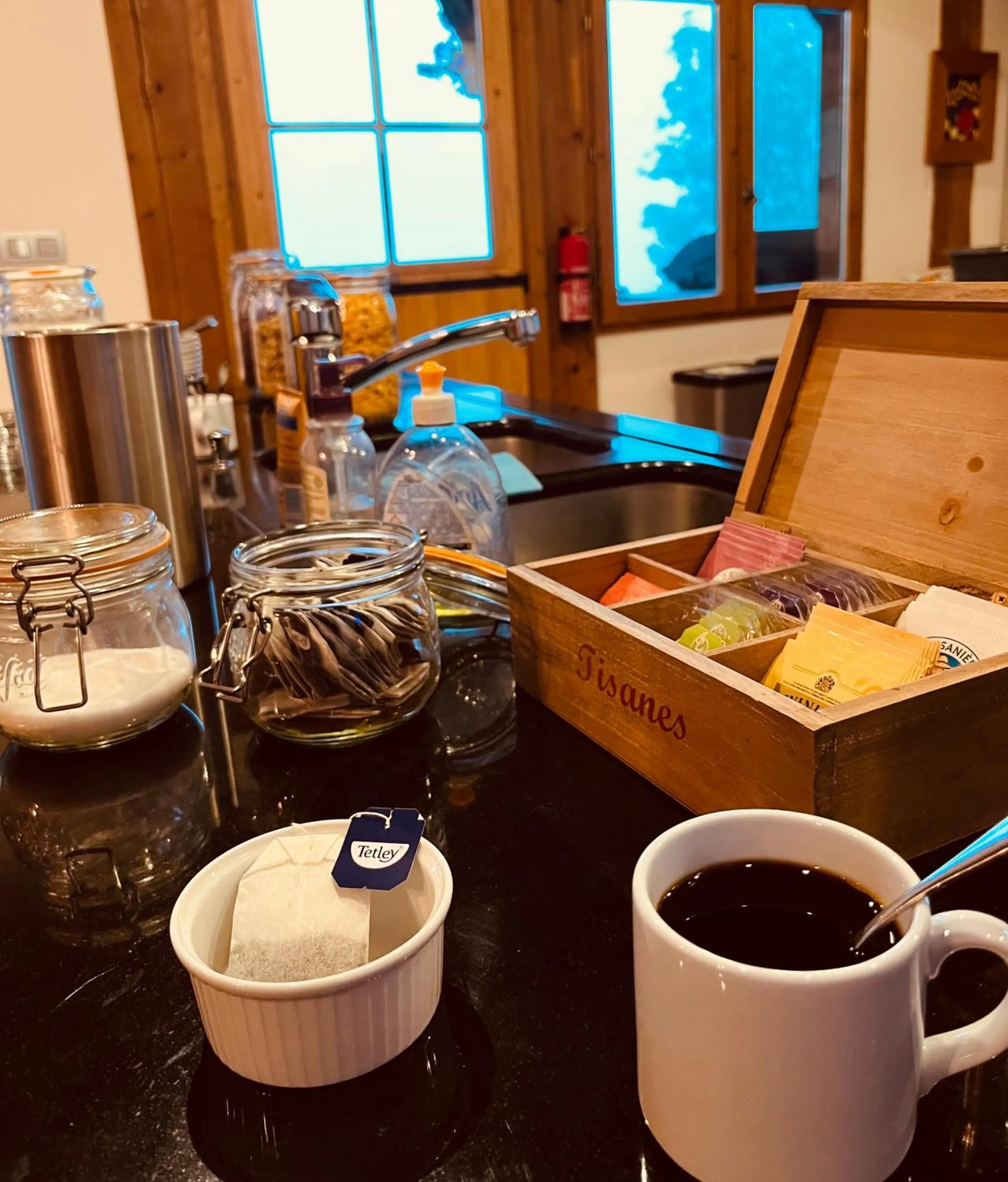 Breakfast in Chalet Le Pery