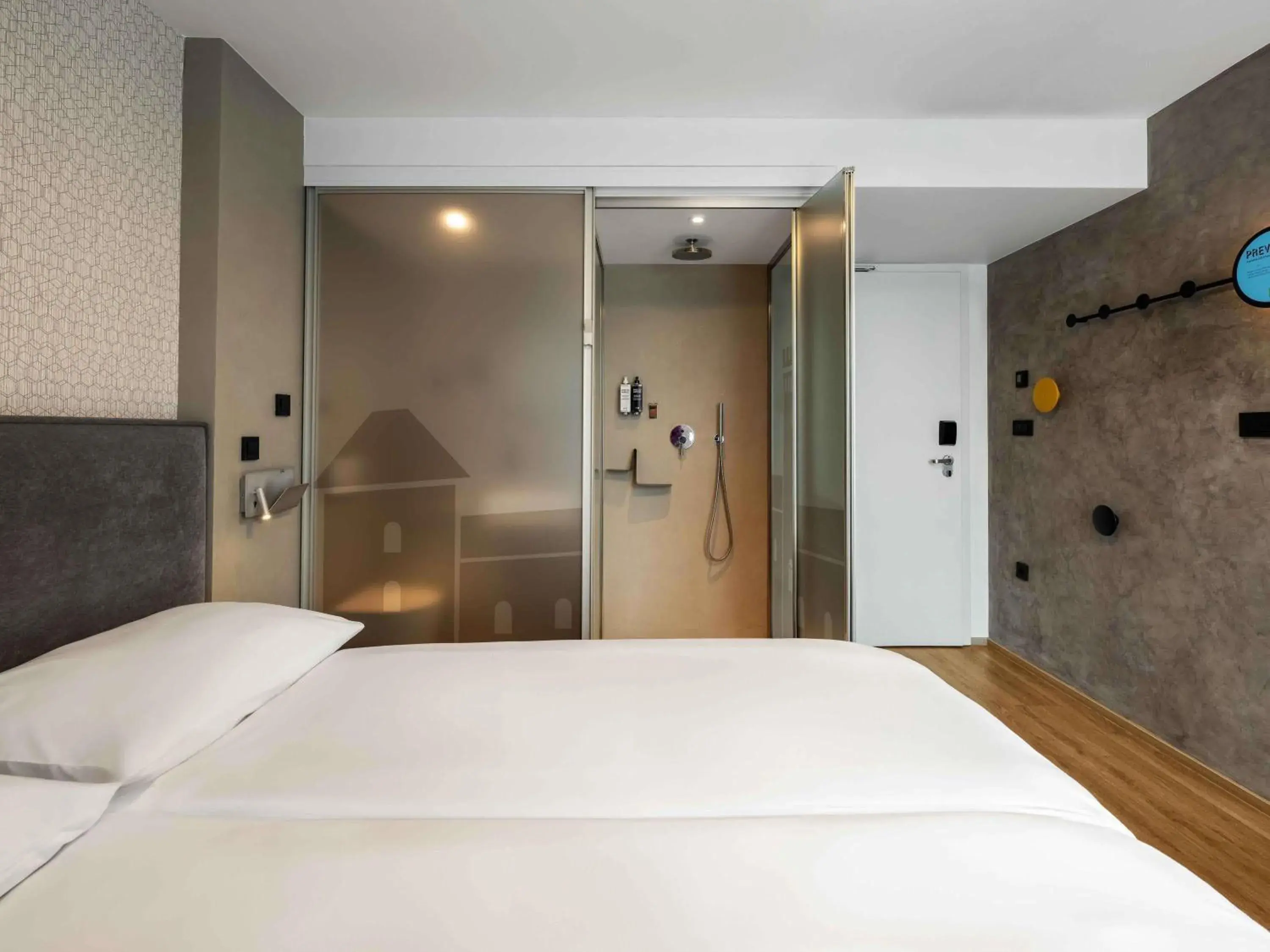 Bedroom, Bed in ibis Styles Ljubljana Centre Bedroom, Bed in ibis Styles Ljubljana Centre