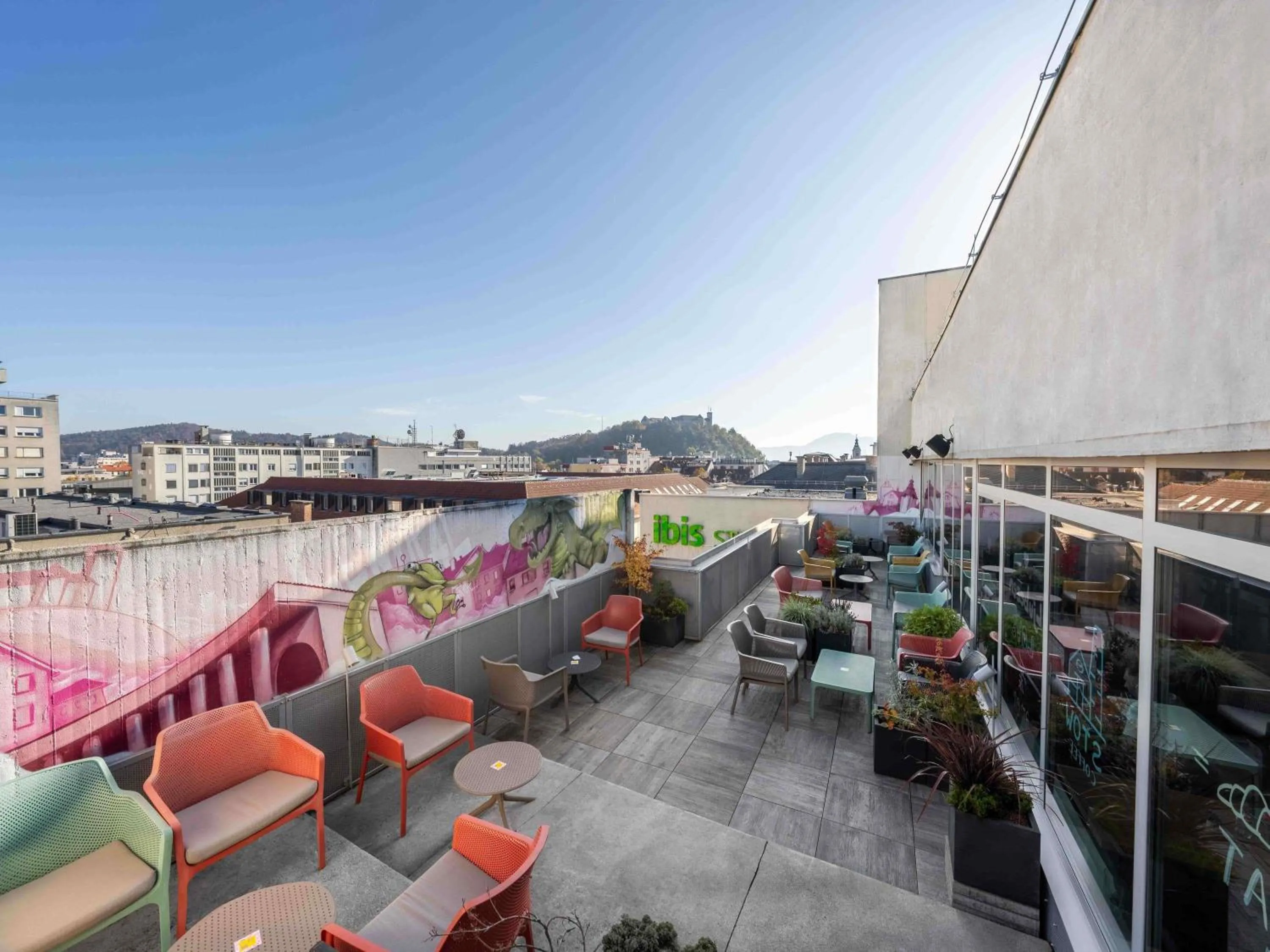 Lounge or bar in ibis Styles Ljubljana Centre